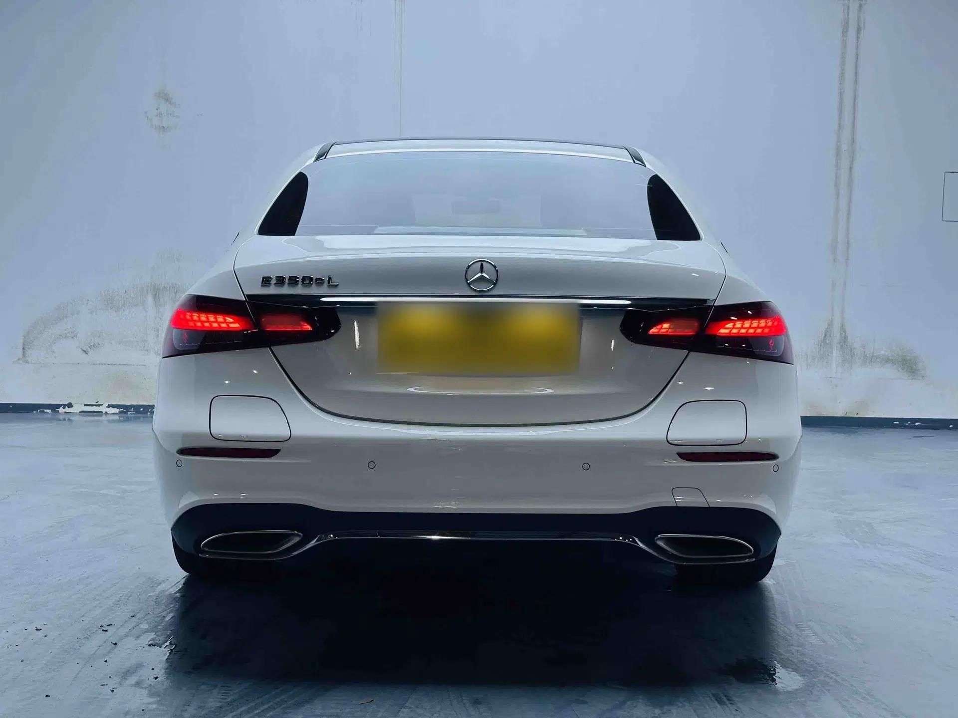 Mercedes-Benz E-Class New Energy 2023 E 350 e L Plug-in Hybrid Sports Sedan — миниатюра 5
