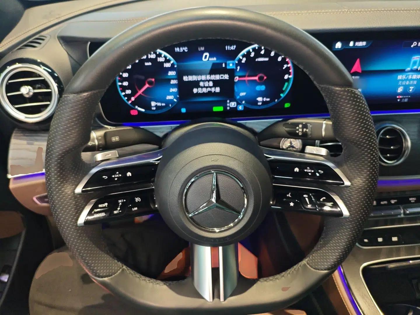 Mercedes-Benz E-Class New Energy 2022 Second Facelift E 350 e L Plug-in Hybrid Sports Sedan — миниатюра 13
