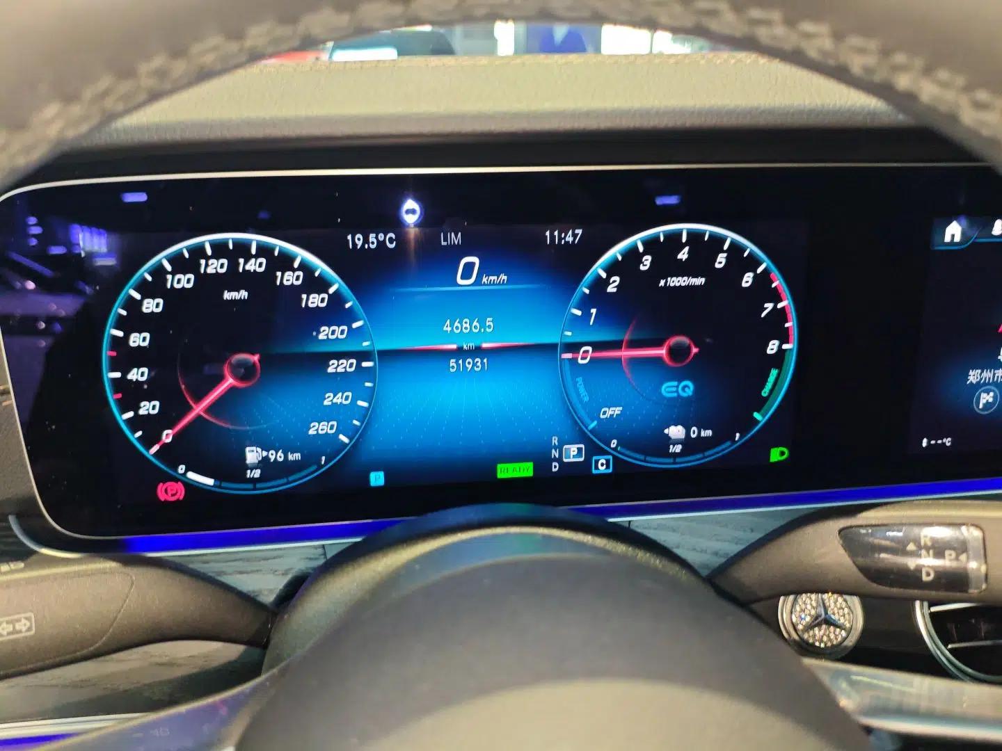 Mercedes-Benz E-Class New Energy 2022 Second Facelift E 350 e L Plug-in Hybrid Sports Sedan — миниатюра 14