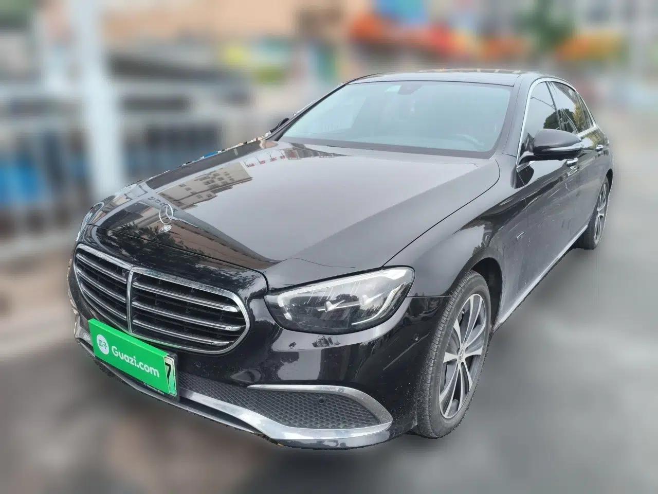 Mercedes-Benz E-Class New Energy 2021 E 350 e L Plug-in Hybrid Sedan — миниатюра 1