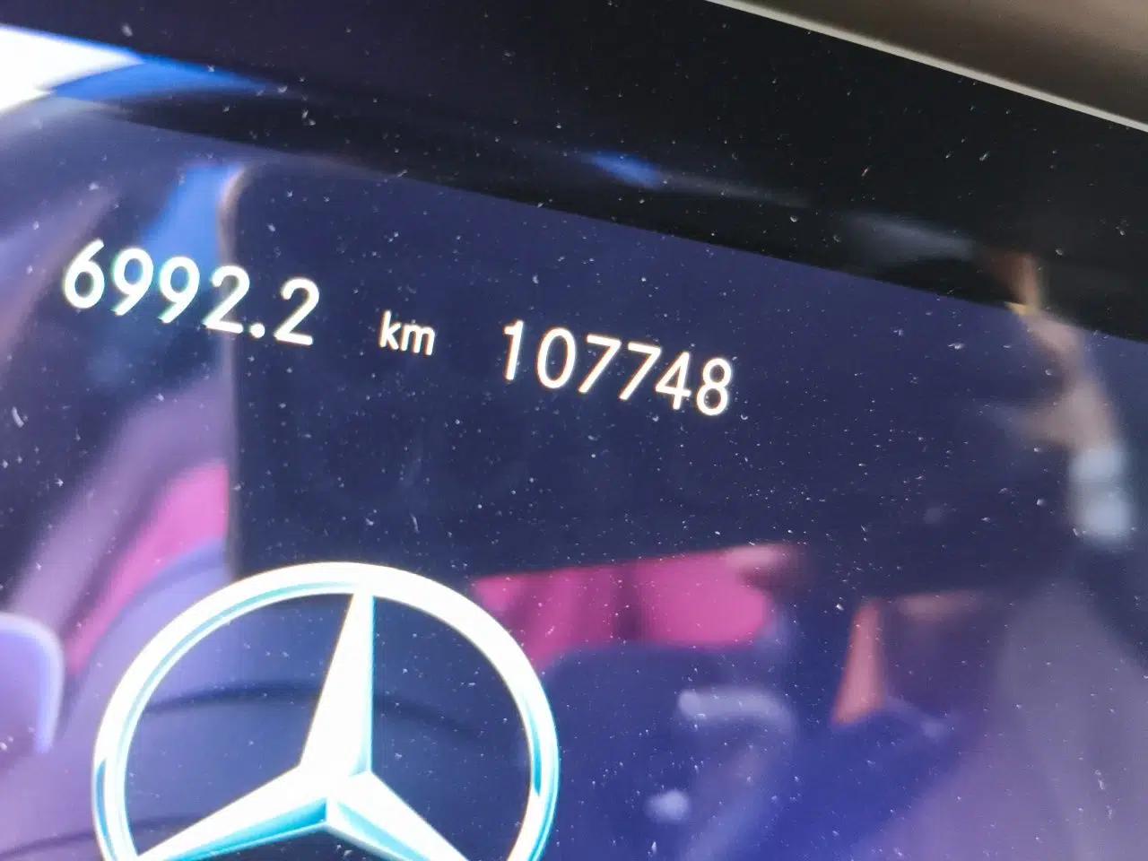 Mercedes-Benz E-Class New Energy 2021 E 350 e L Plug-in Hybrid Sedan — миниатюра 12