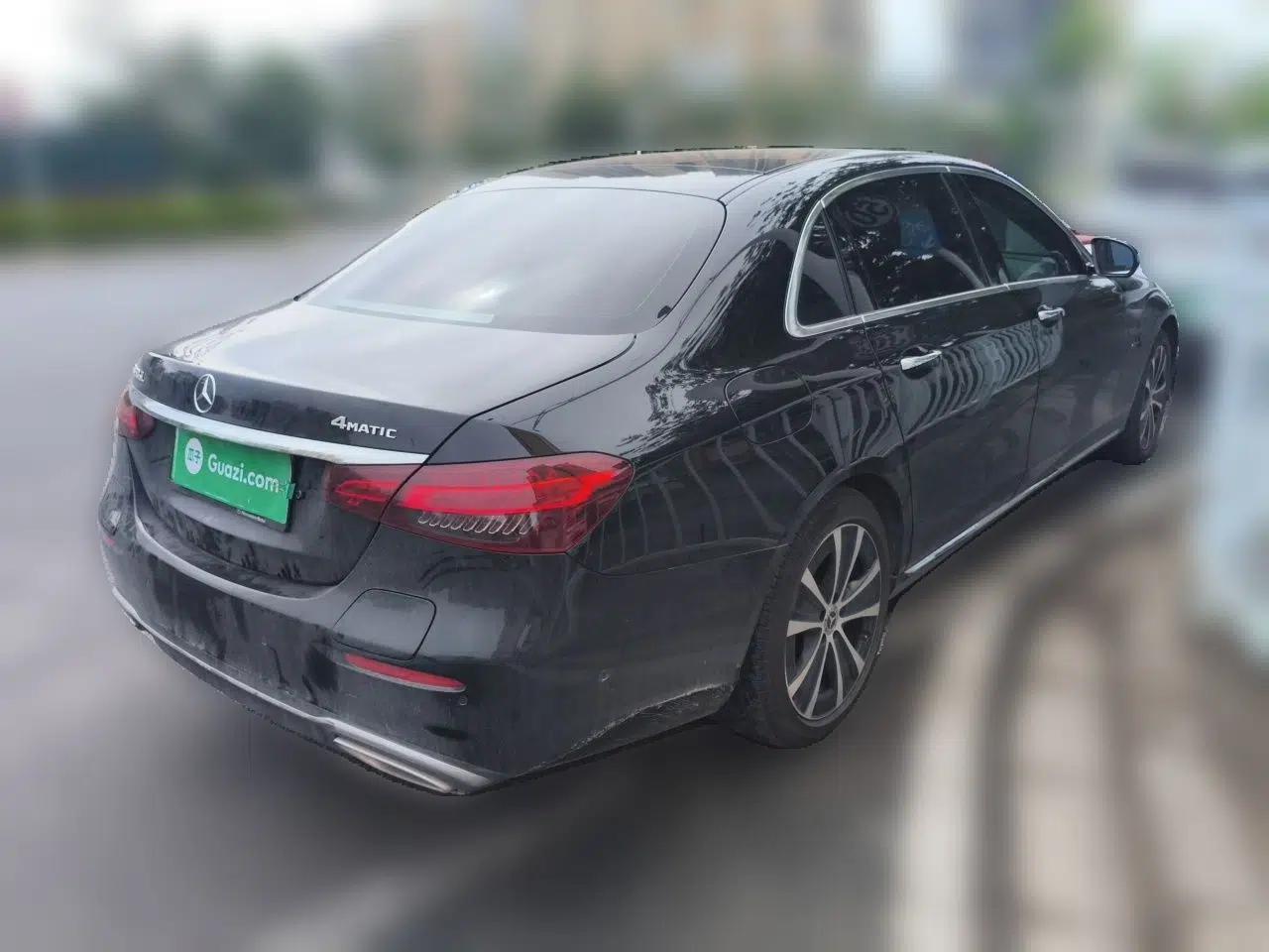 Mercedes-Benz E-Class New Energy 2021 E 350 e L Plug-in Hybrid Sedan — миниатюра 6