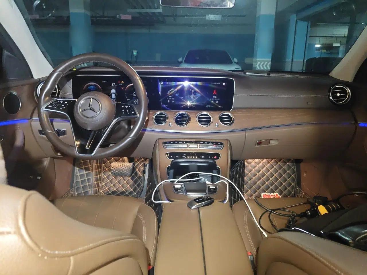 Mercedes-Benz E-Class New Energy 2022 E 350 e L Plug-in Hybrid Sedan — миниатюра 9