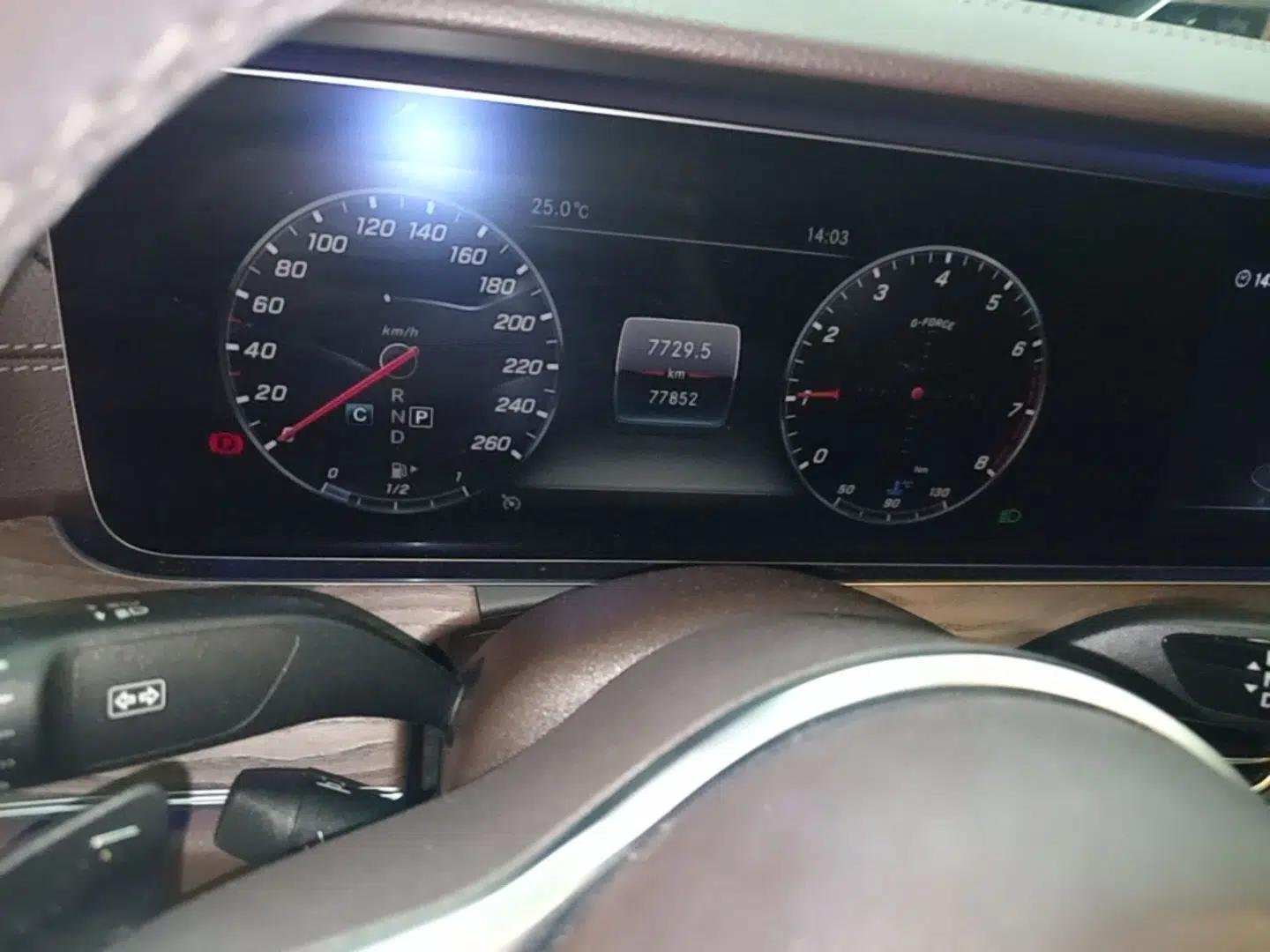 Mercedes-Benz E-Class 2020 Restyled E 300 L Exclusive Edition — миниатюра 14