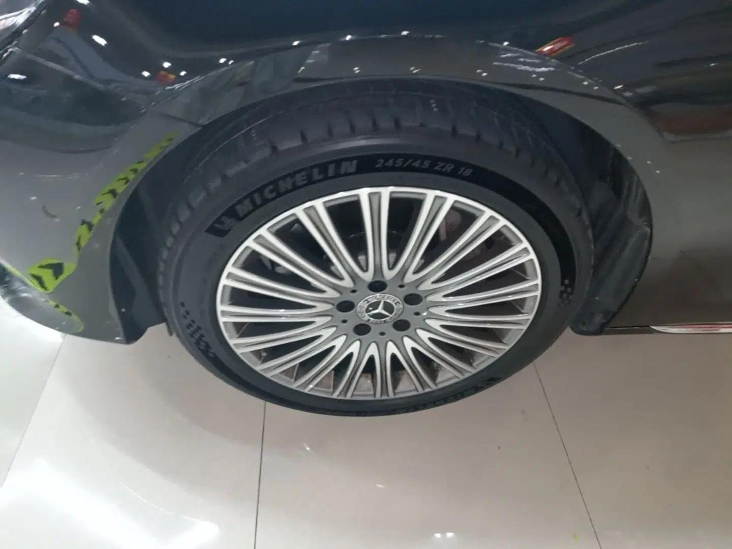 Mercedes-Benz E-Class 2020 Restyled E 300 L Exclusive Edition — миниатюра 10