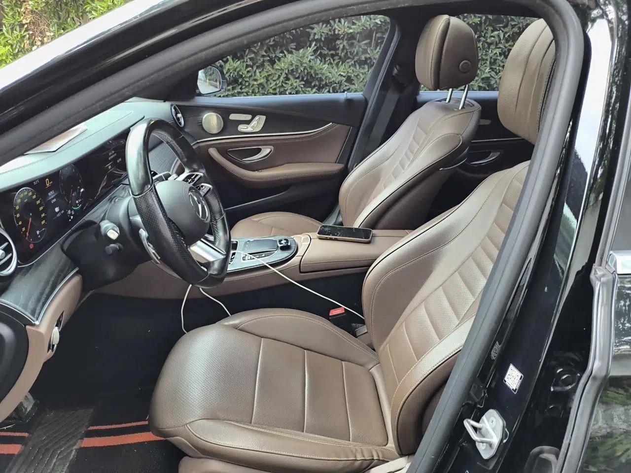 Mercedes-Benz E-Class New Energy 2022 E 350 e L Plug-in Hybrid Sports Sedan — миниатюра 15