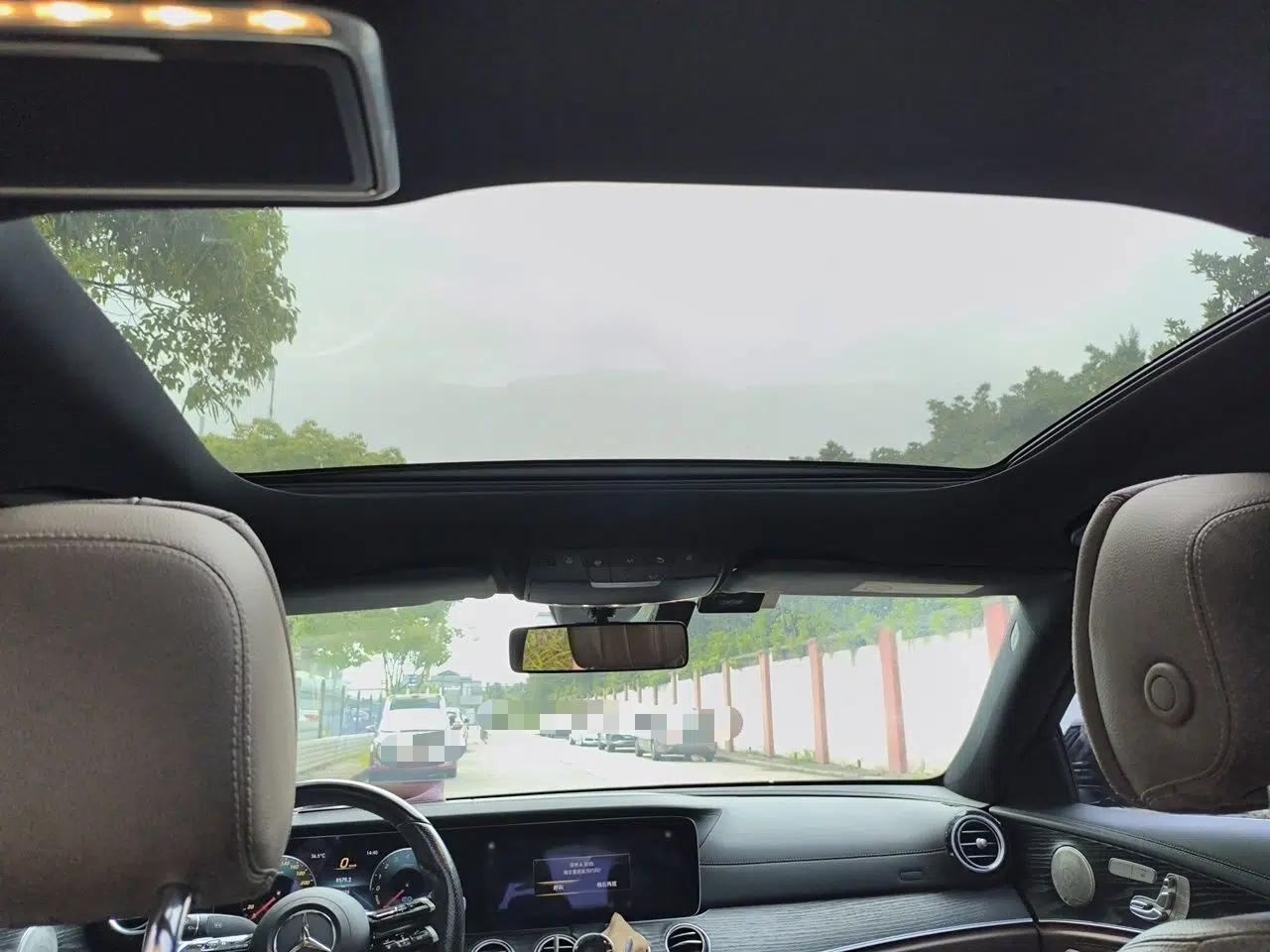 Mercedes-Benz E-Class New Energy 2022 E 350 e L Plug-in Hybrid Sports Sedan — миниатюра 18