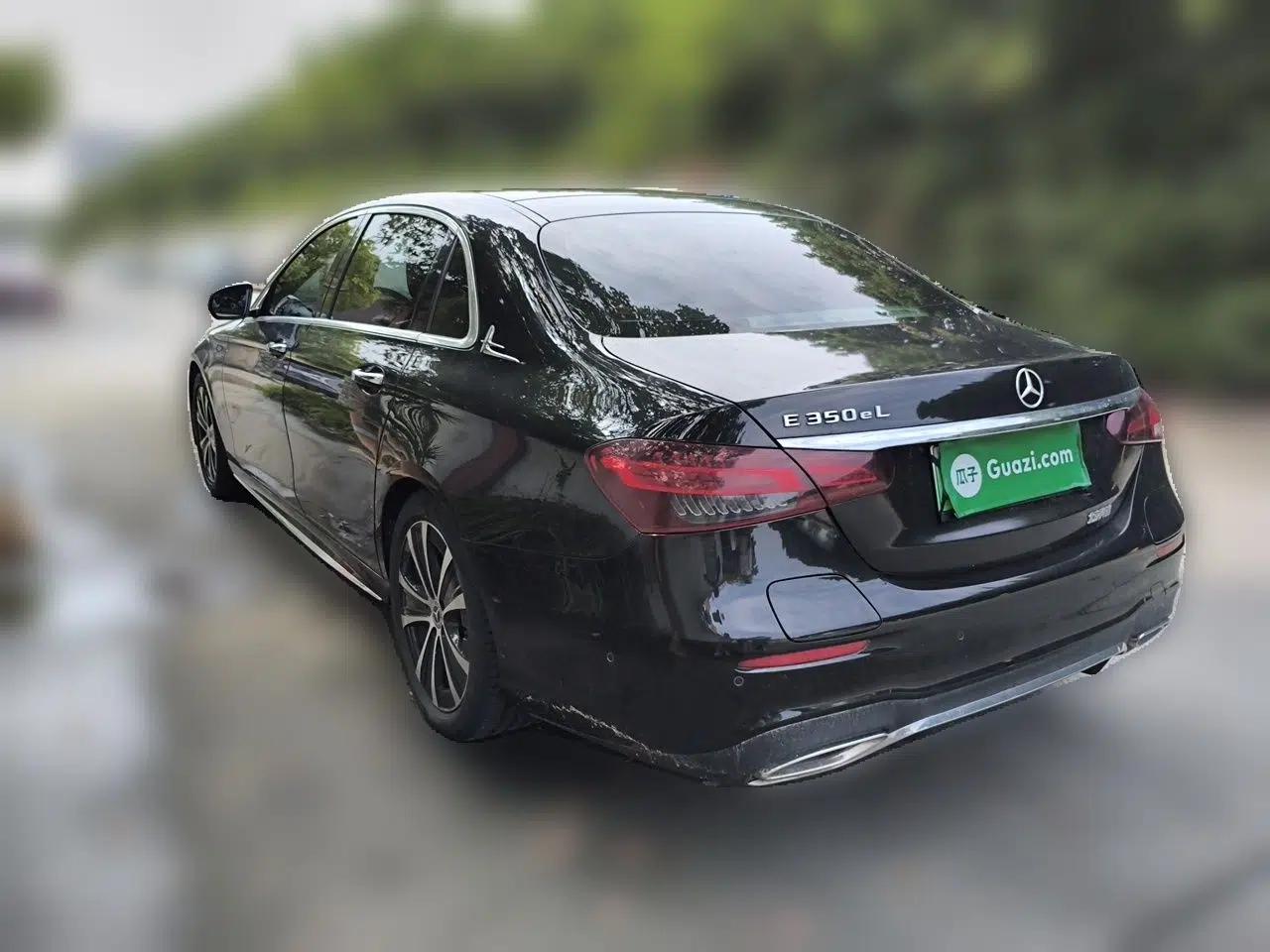 Mercedes-Benz E-Class New Energy 2022 E 350 e L Plug-in Hybrid Sports Sedan — миниатюра 4