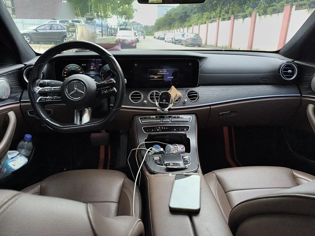 Mercedes-Benz E-Class New Energy 2022 E 350 e L Plug-in Hybrid Sports Sedan — миниатюра 9
