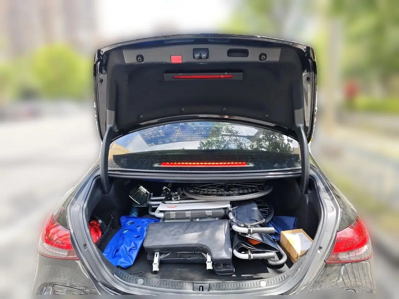 Mercedes-Benz E-Class New Energy 2022 Second Facelift E 350 e L Plug-in Hybrid Sports Sedan — миниатюра 19