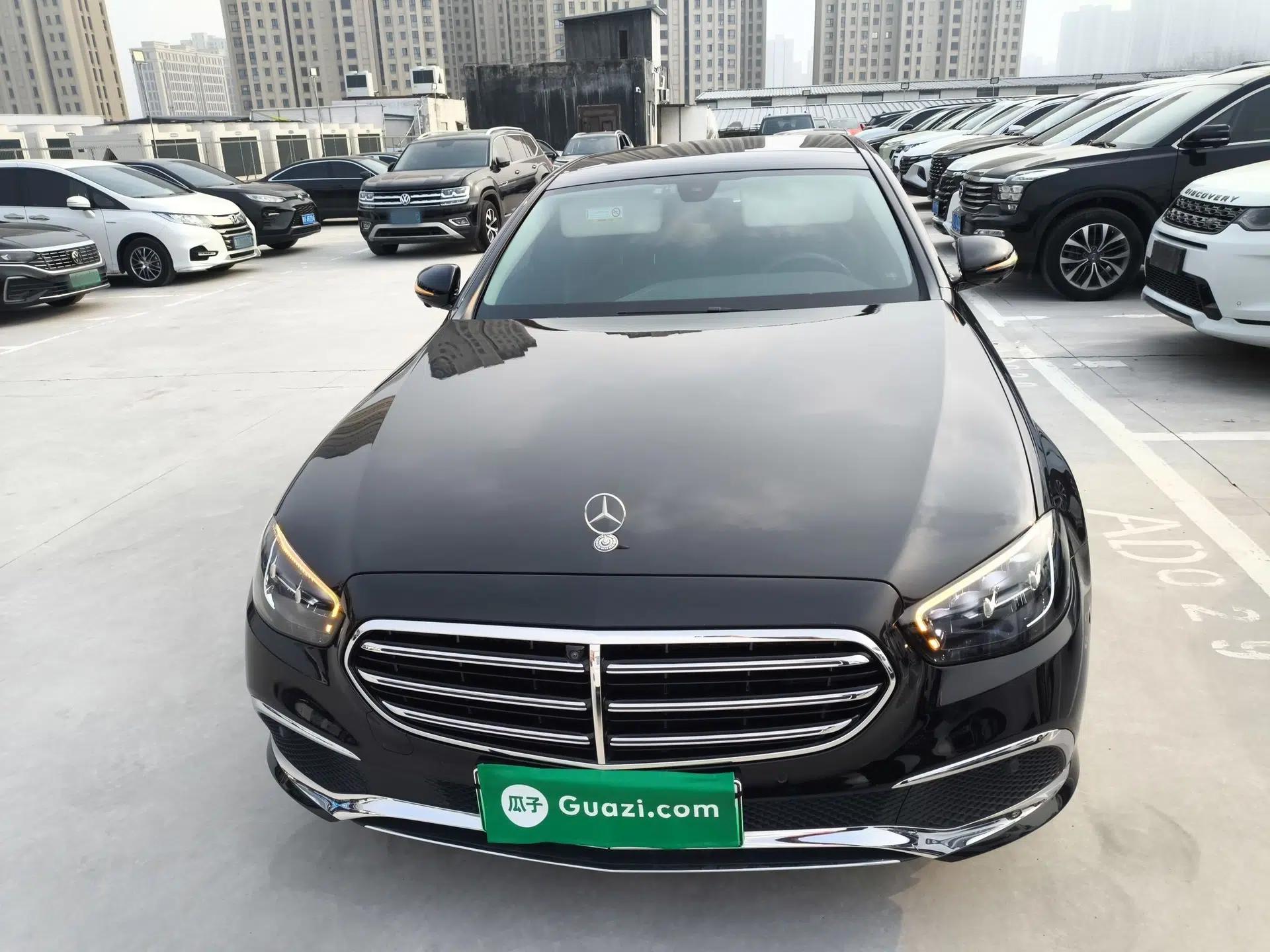 Mercedes-Benz E-Class New Energy 2022 Restyled E 350 e L Plug-in Hybrid Sedan — миниатюра 2