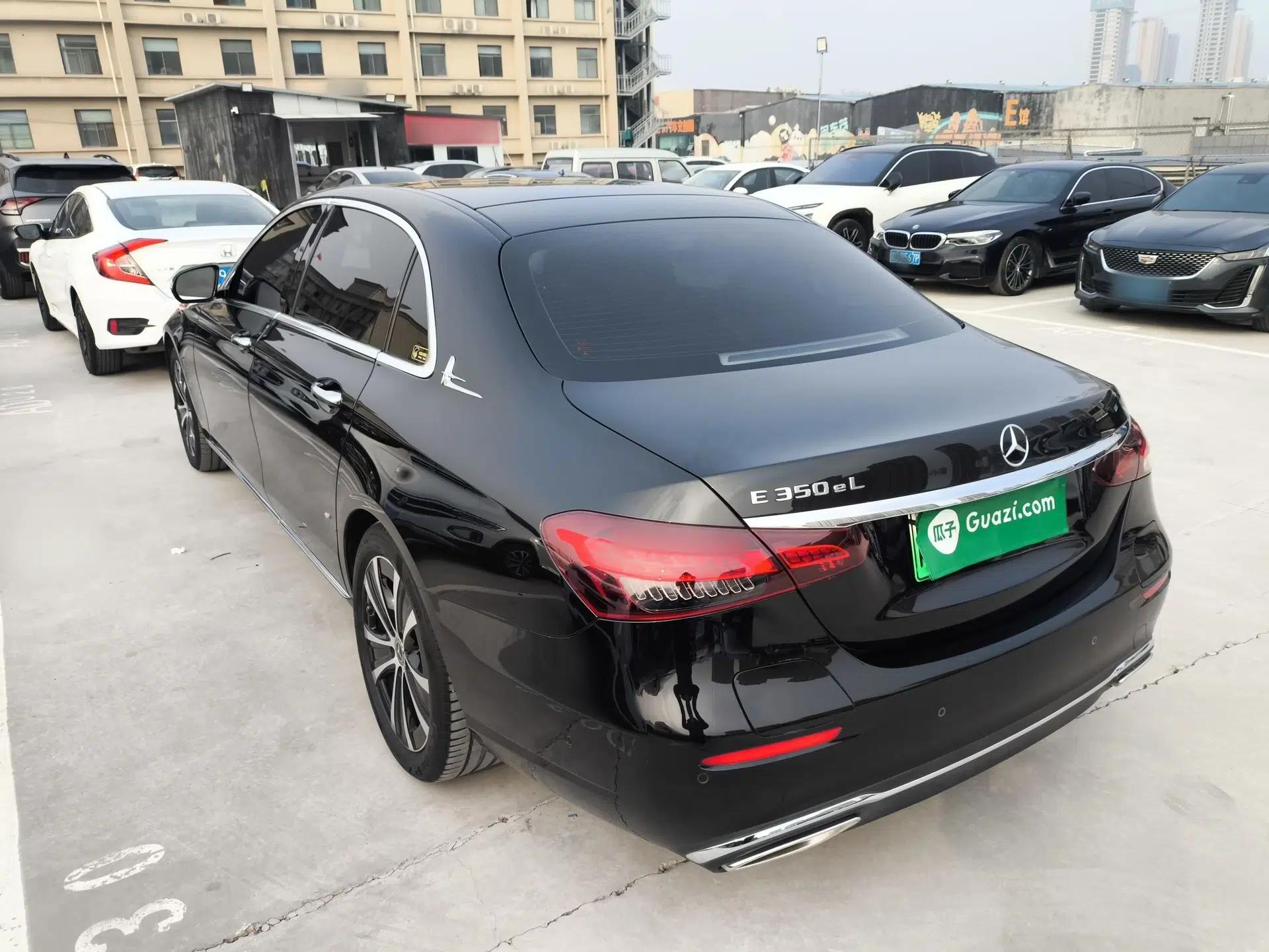 Mercedes-Benz E-Class New Energy 2022 Restyled E 350 e L Plug-in Hybrid Sedan — миниатюра 8