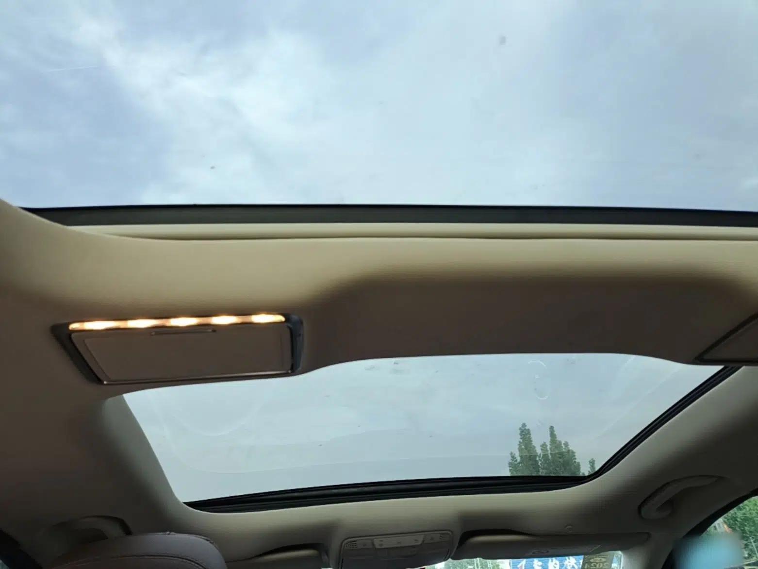 Mercedes-Benz E-Class New Energy 2022 Facelift E 350 e L Plug-in Hybrid Sedan — миниатюра 21