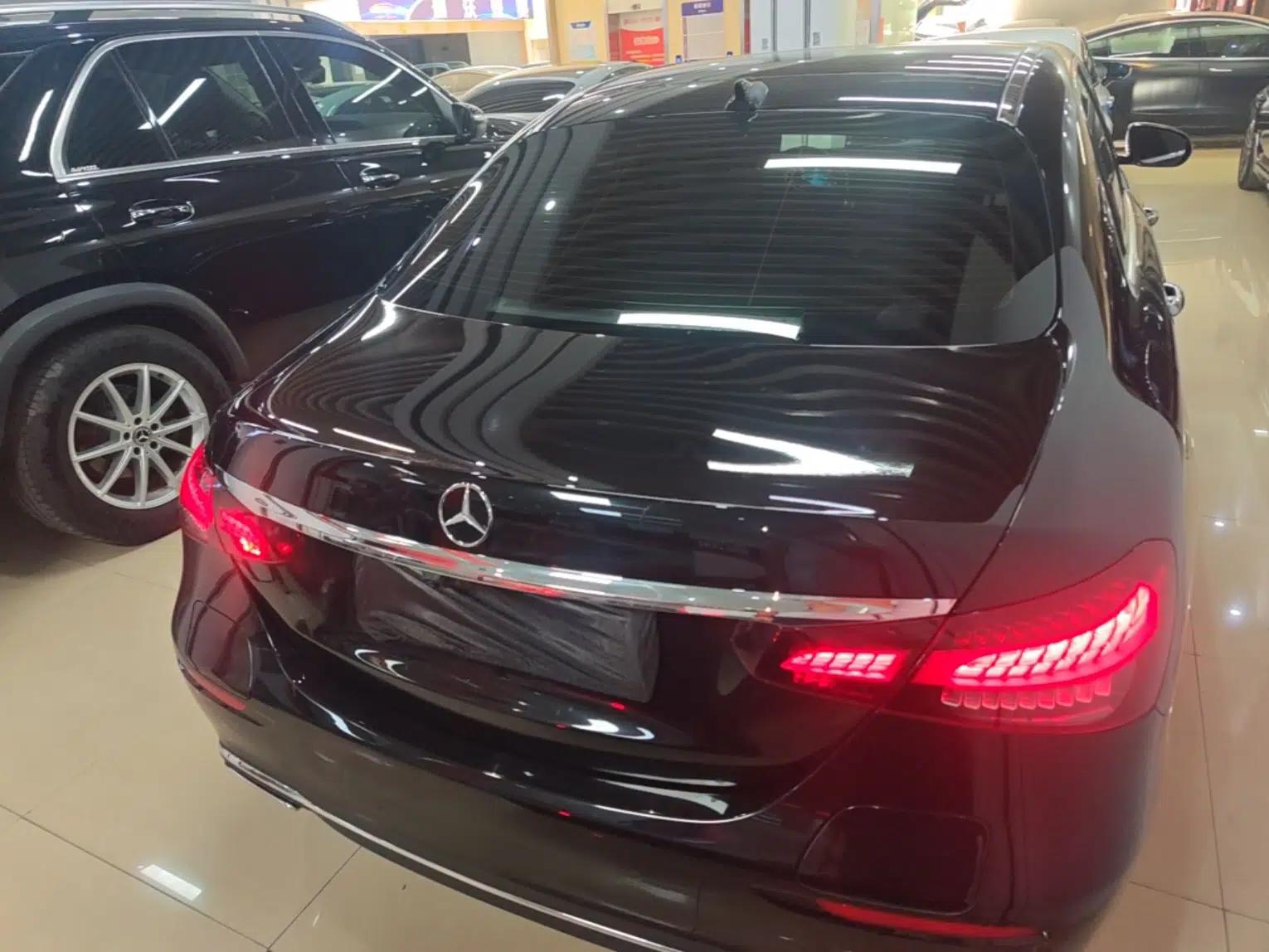 Mercedes-Benz E-Class New Energy 2021 E 350 e L Plug-in Hybrid Sedan — миниатюра 5