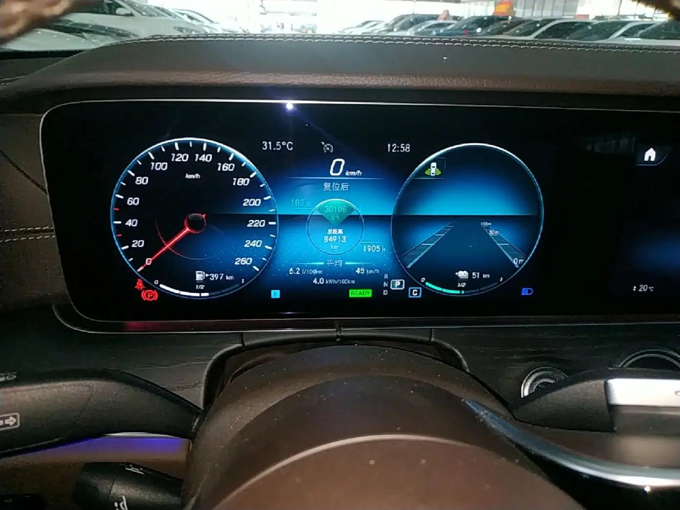Mercedes-Benz E-Class New Energy 2022 Restyled E 350 e L Plug-in Hybrid Sedan — миниатюра 19