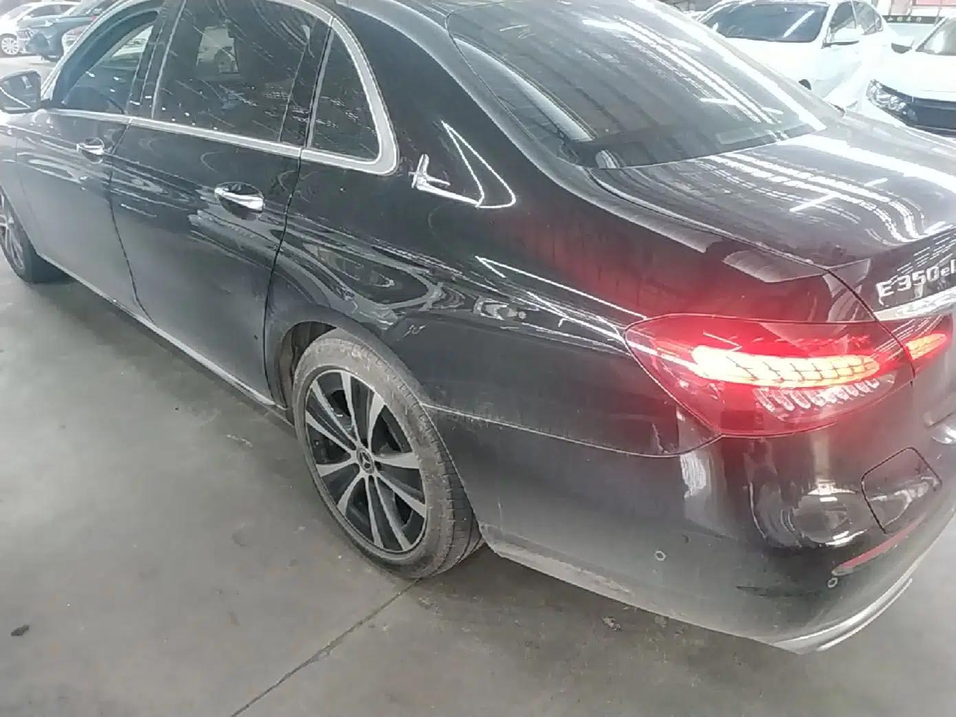 Mercedes-Benz E-Class New Energy 2022 Restyled E 350 e L Plug-in Hybrid Sedan — миниатюра 4