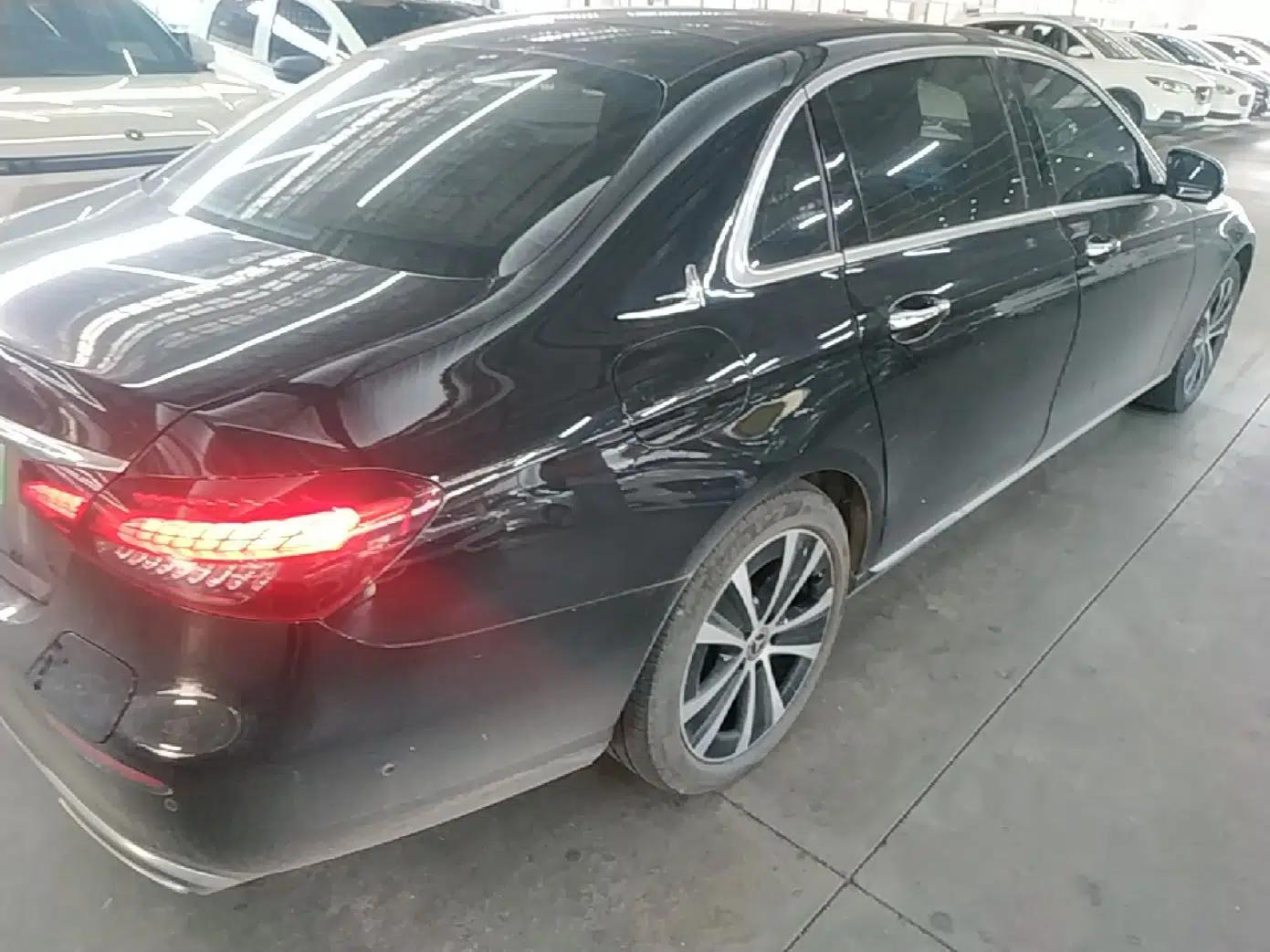 Mercedes-Benz E-Class New Energy 2022 Restyled E 350 e L Plug-in Hybrid Sedan — миниатюра 6