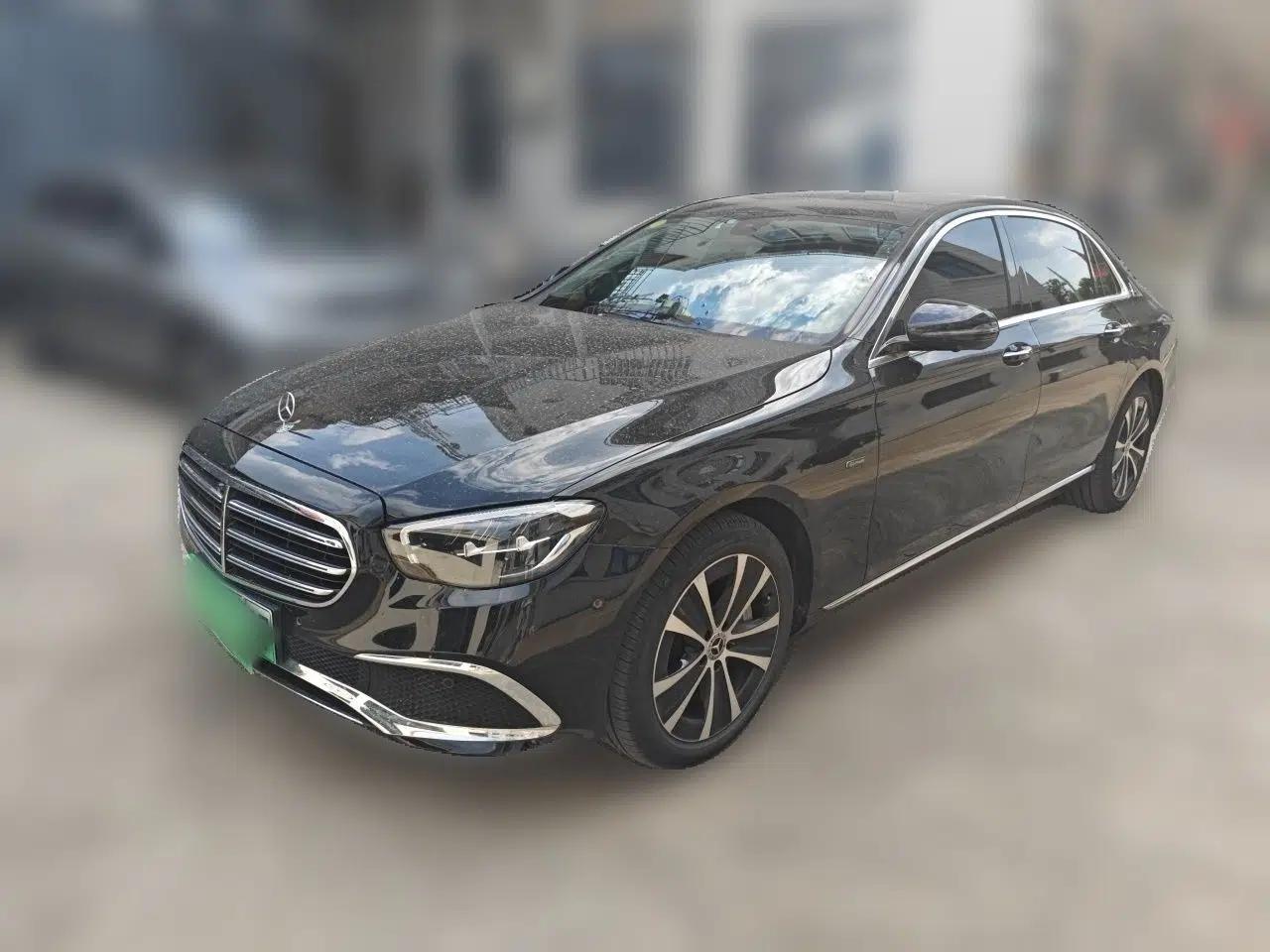 Mercedes-Benz E-Class New Energy 2021 E 350 e L Plug-in Hybrid Sedan — миниатюра 1