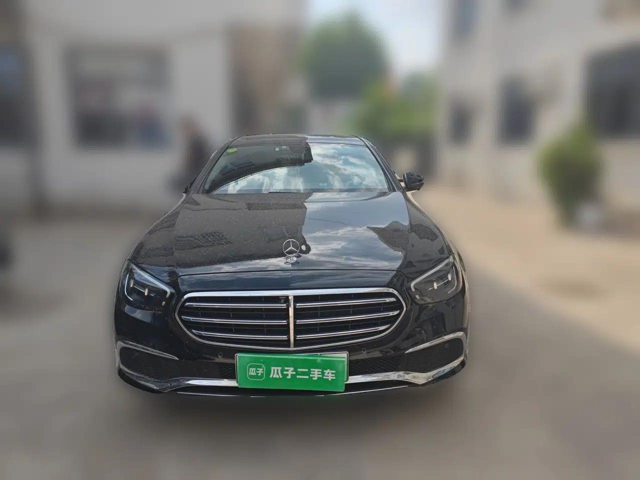 Mercedes-Benz E-Class New Energy 2021 E 350 e L Plug-in Hybrid Sedan — миниатюра 2