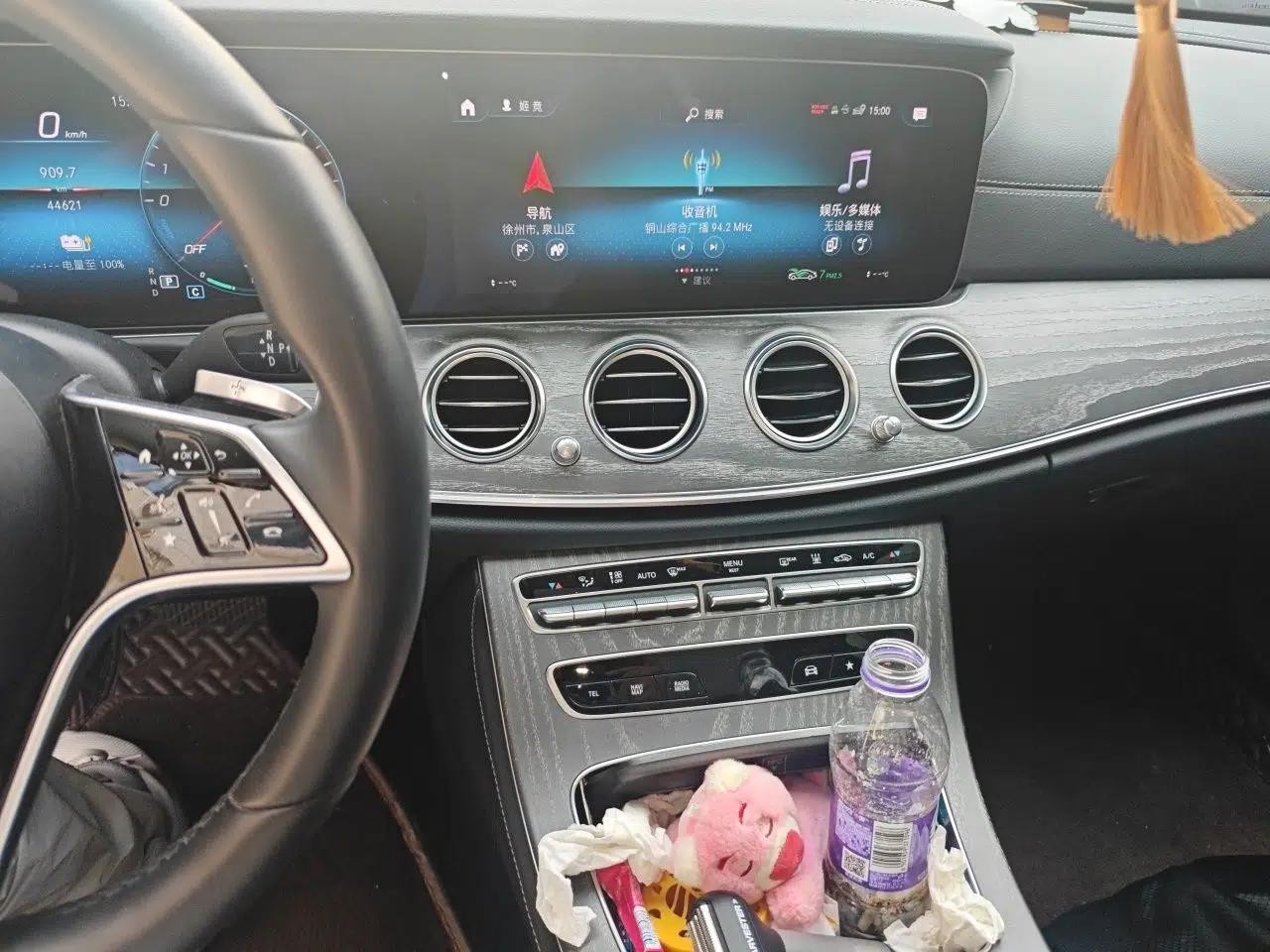 Mercedes-Benz E-Class New Energy 2021 E 350 e L Plug-in Hybrid Sedan — миниатюра 13