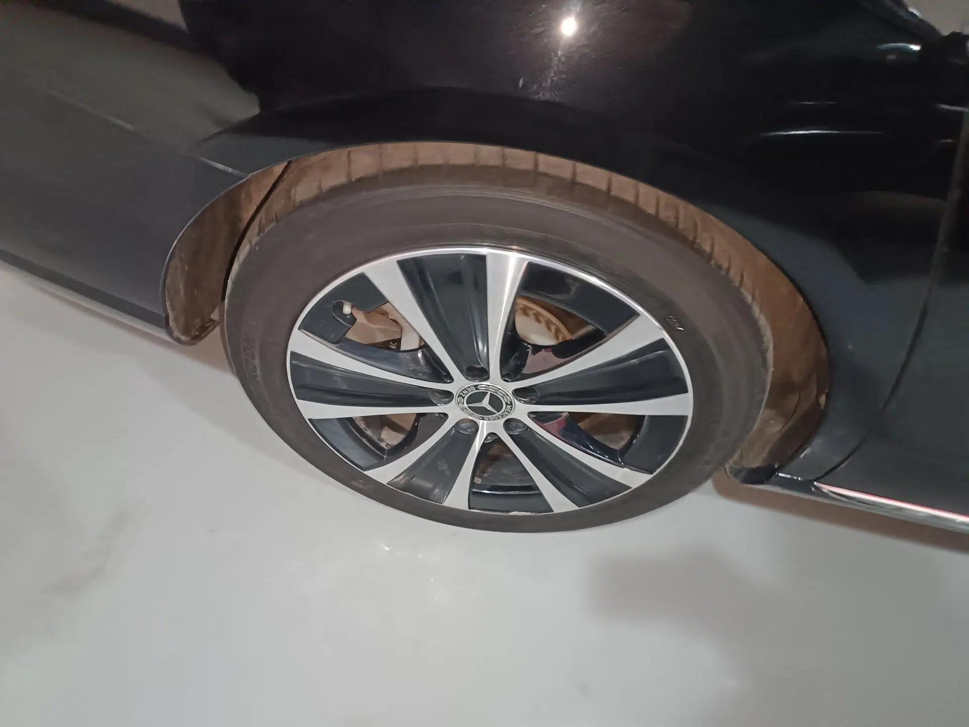 Mercedes-Benz E-Class New Energy 2022 Second Facelift E 350 e L Plug-in Hybrid Sports Sedan — миниатюра 11