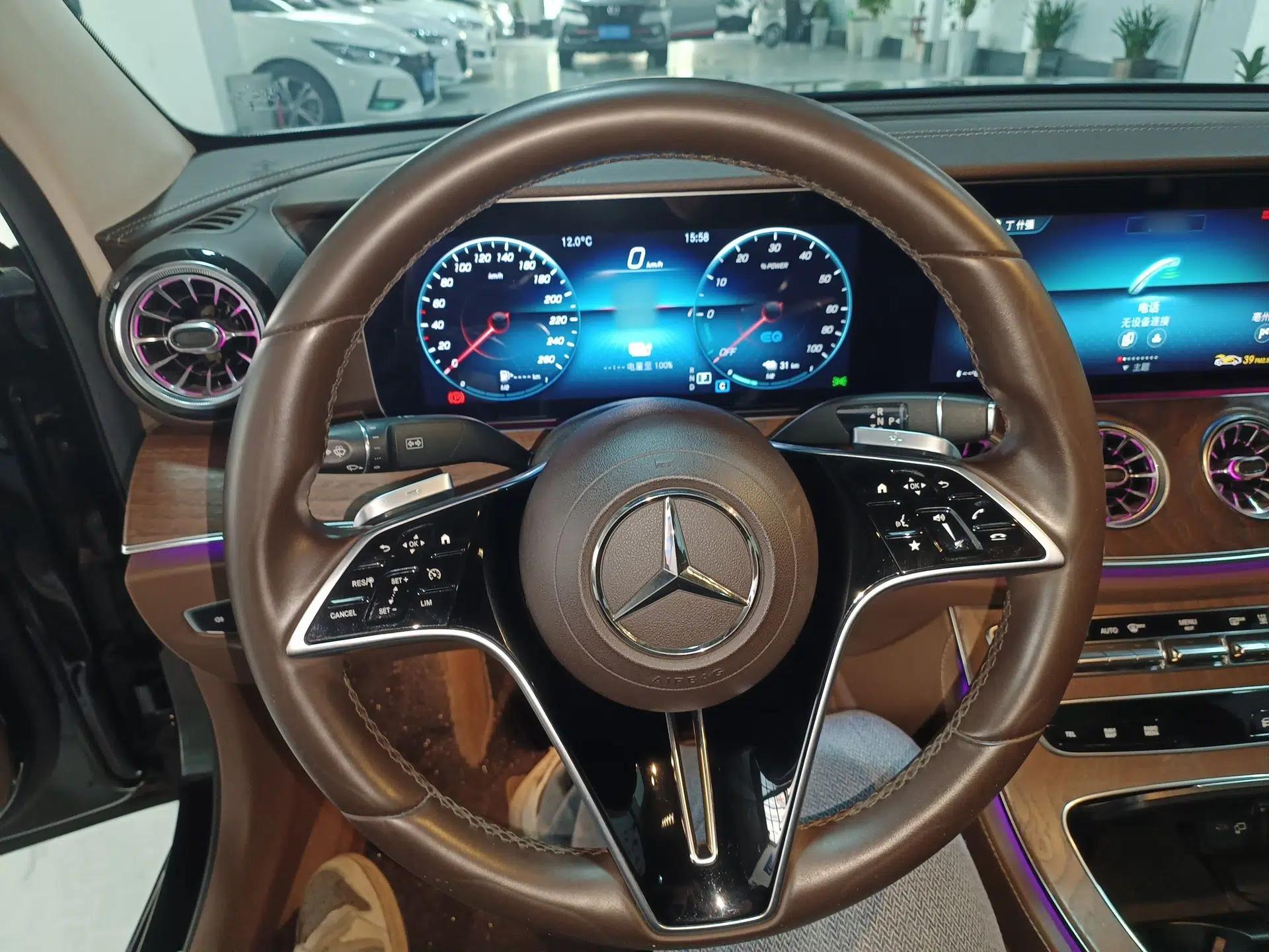 Mercedes-Benz E-Class New Energy 2022 Second Facelift E 350 e L Plug-in Hybrid Sports Sedan — миниатюра 13