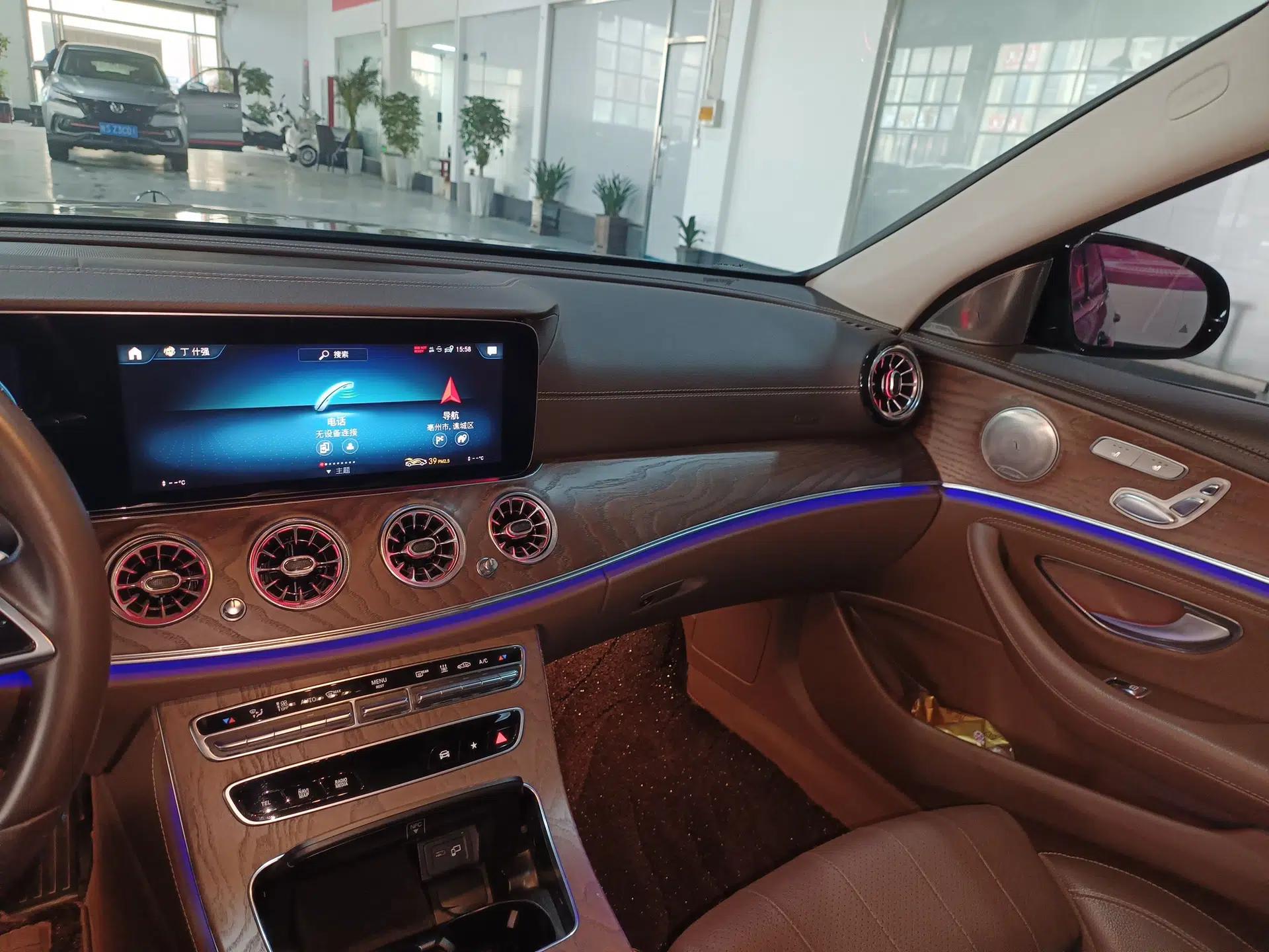 Mercedes-Benz E-Class New Energy 2022 Second Facelift E 350 e L Plug-in Hybrid Sports Sedan — миниатюра 15