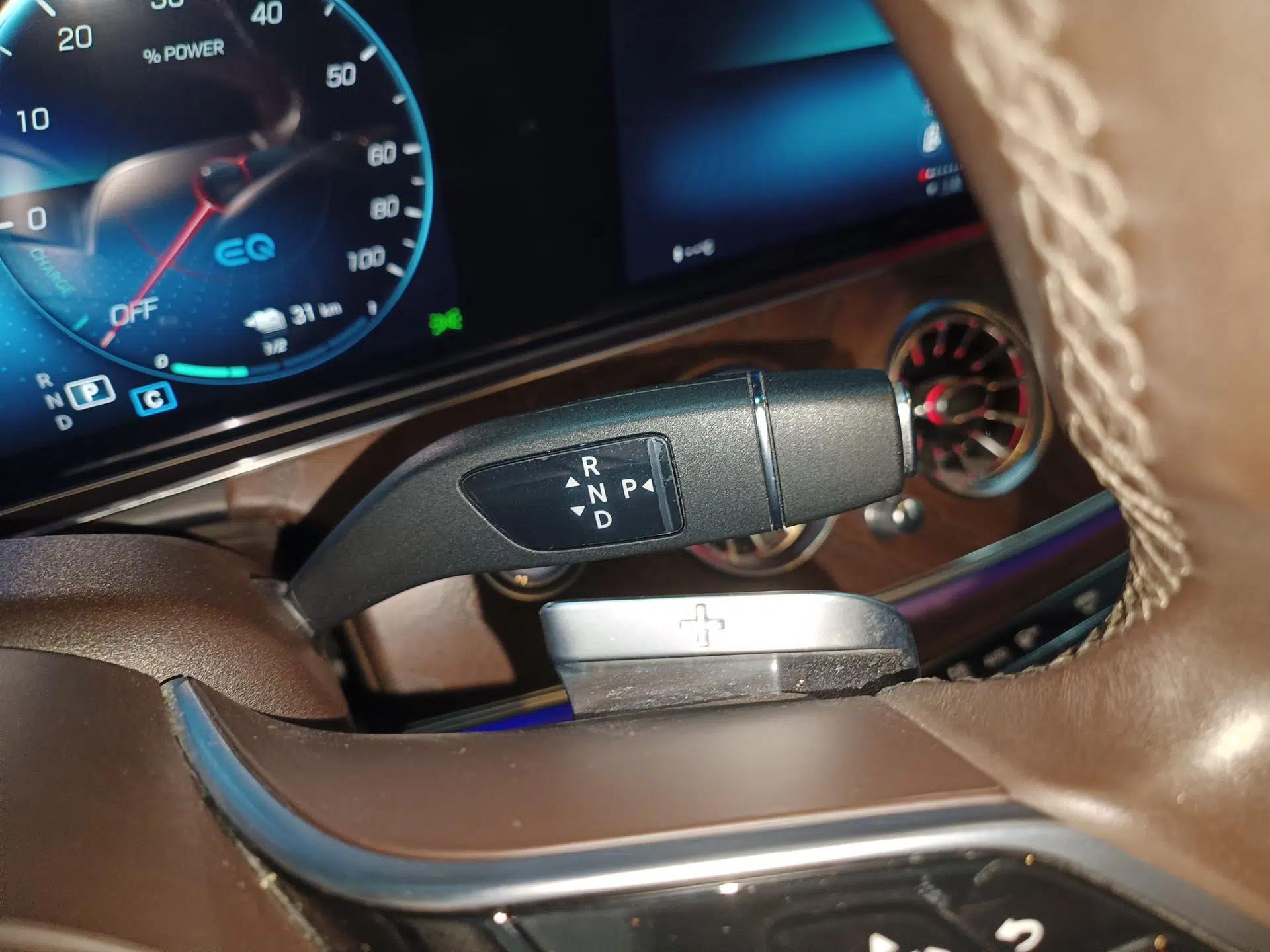 Mercedes-Benz E-Class New Energy 2022 Second Facelift E 350 e L Plug-in Hybrid Sports Sedan — миниатюра 16