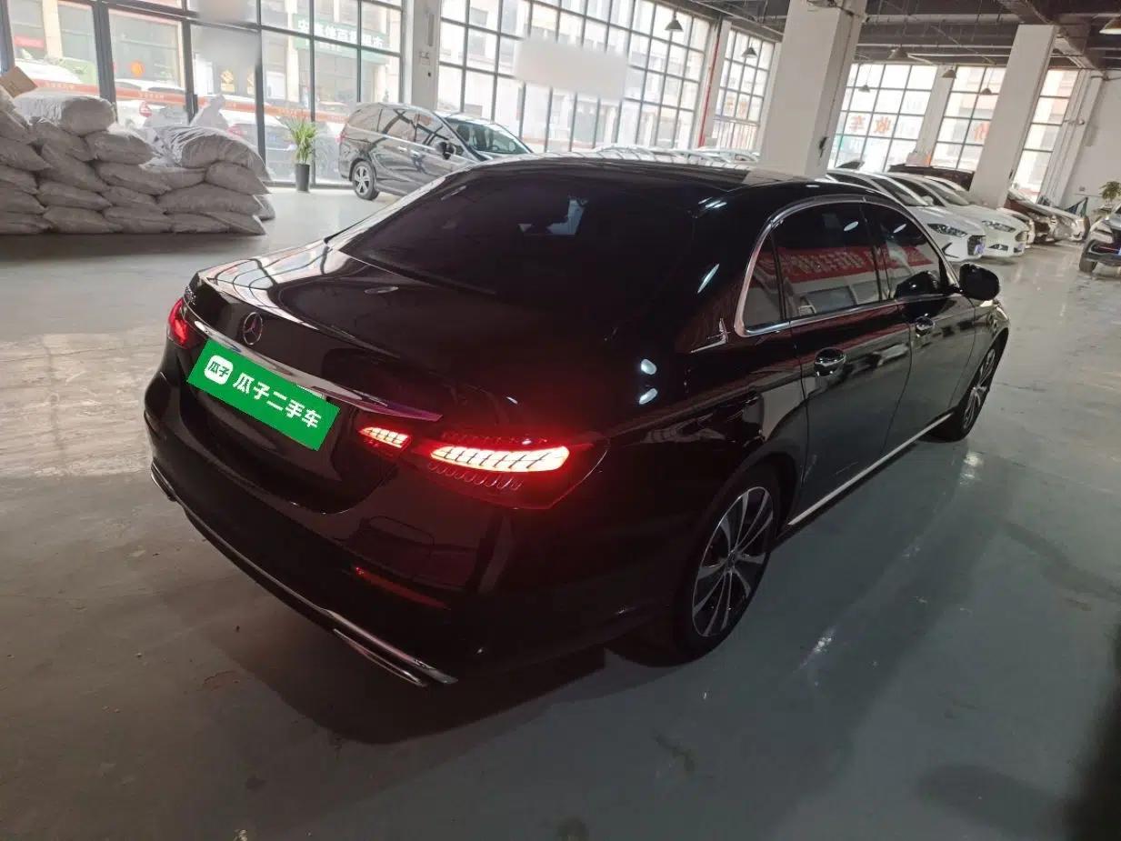 Mercedes-Benz E-Class New Energy 2022 Second Facelift E 350 e L Plug-in Hybrid Sports Sedan — миниатюра 4