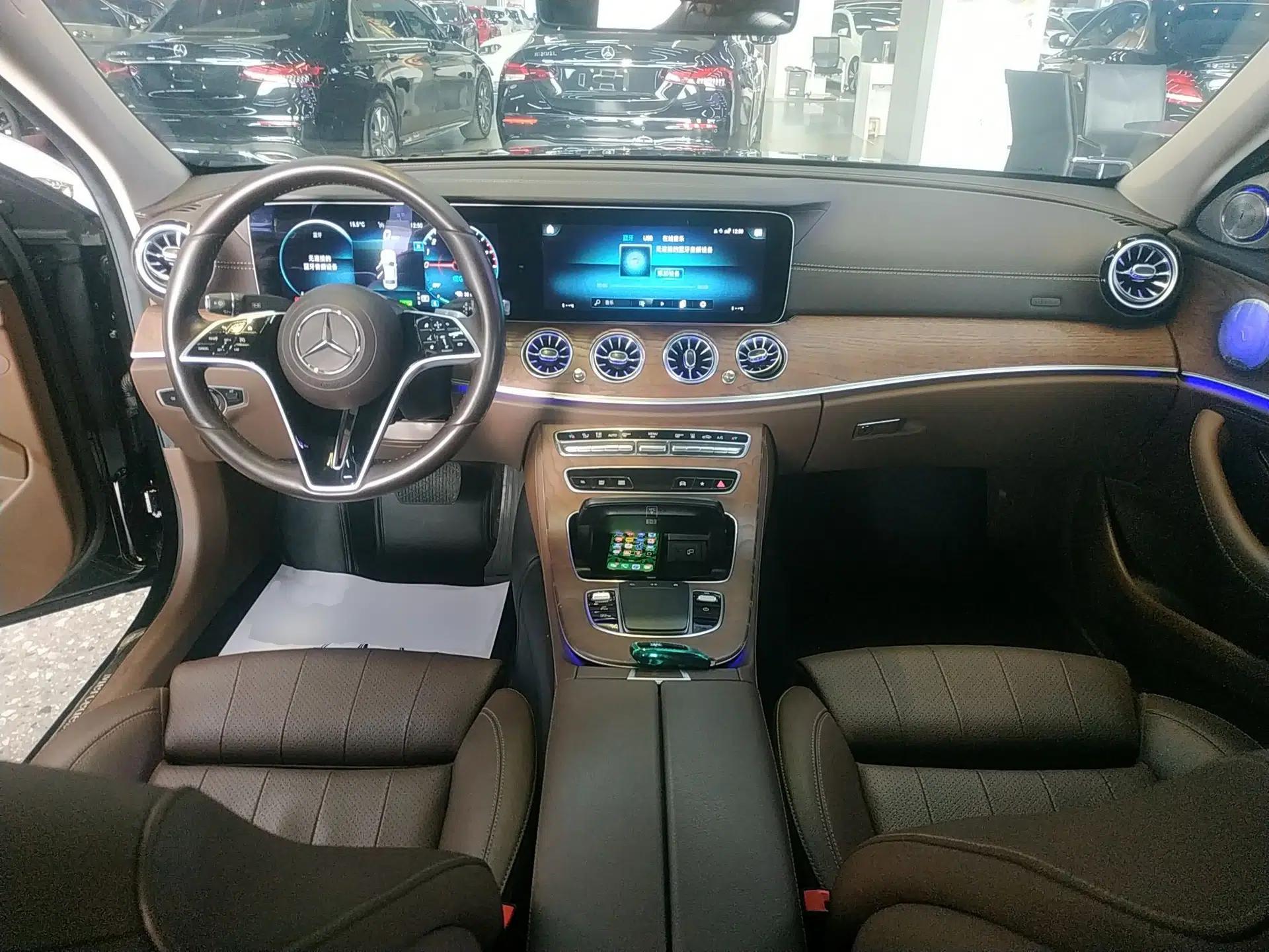 Mercedes-Benz E-Class New Energy 2022 Second Facelift E 350 e L Plug-in Hybrid Sedan — миниатюра 12