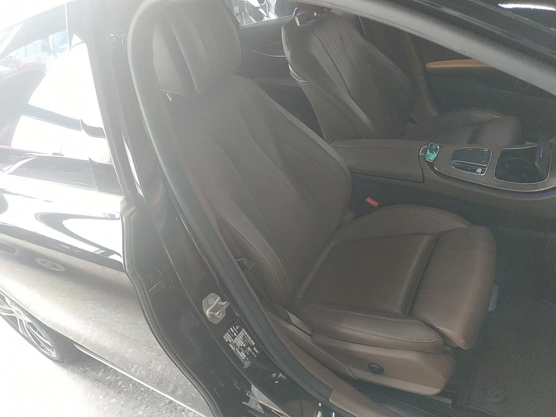 Mercedes-Benz E-Class New Energy 2022 Second Facelift E 350 e L Plug-in Hybrid Sedan — миниатюра 19