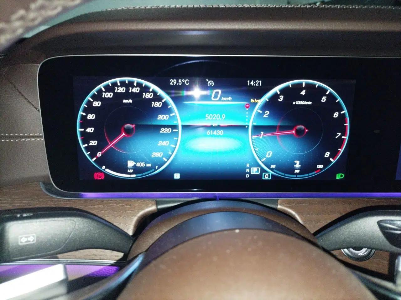 Mercedes-Benz E-Class 2023 E 260 L — миниатюра 11