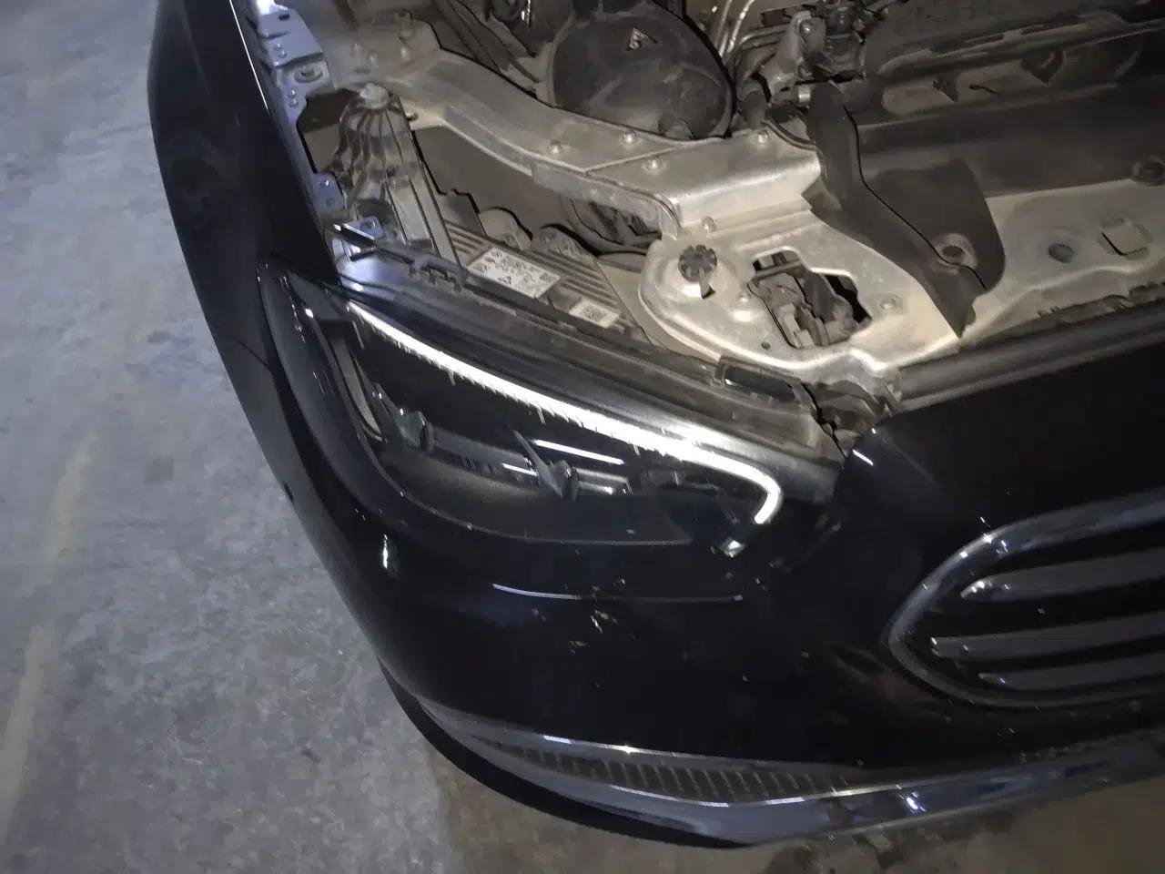 Mercedes-Benz E-Class 2021 E 300 L Luxury Model — миниатюра 7