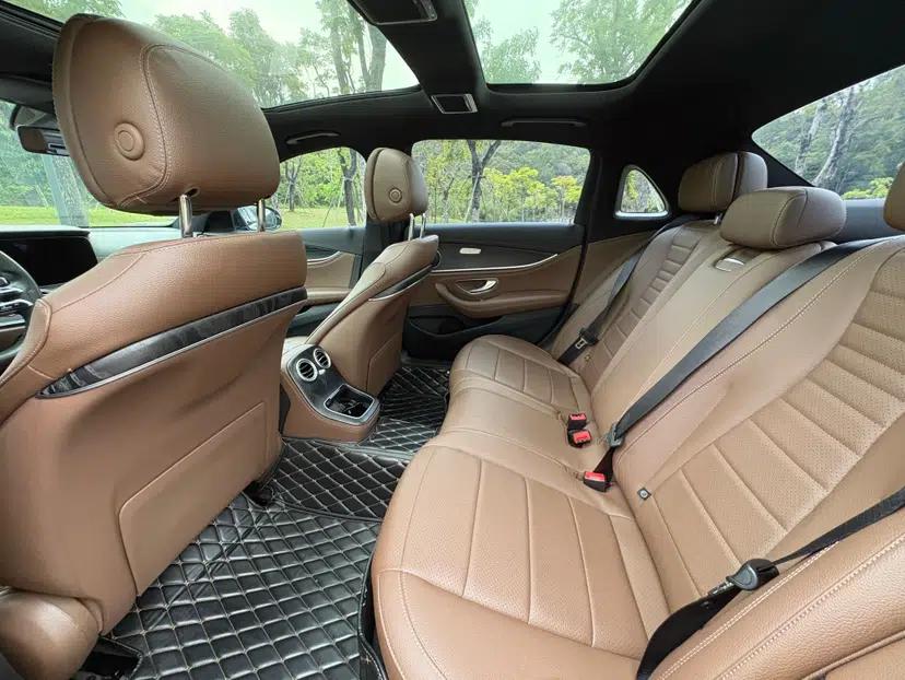 Mercedes-Benz E-Class 2021 Restyled E 300 L Sporty and Stylish Edition — миниатюра 32