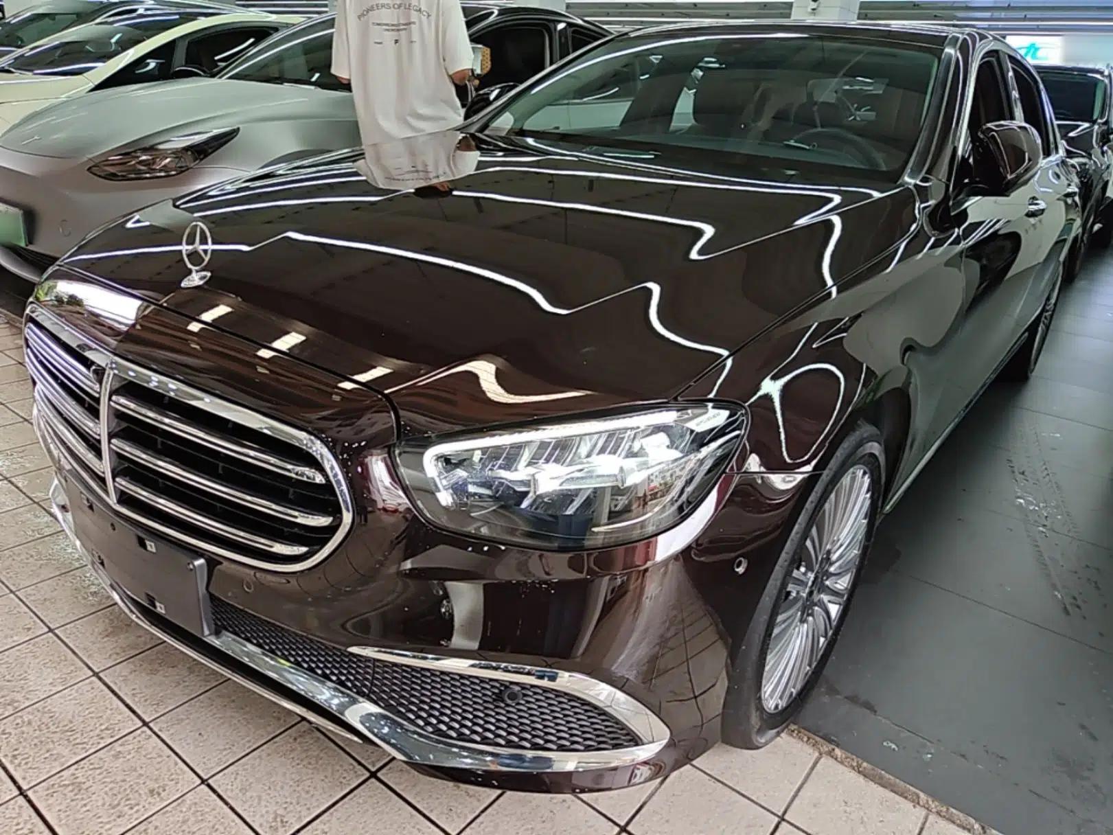 Mercedes-Benz E-Class 2023 E 300 L Stylish Model — миниатюра 1