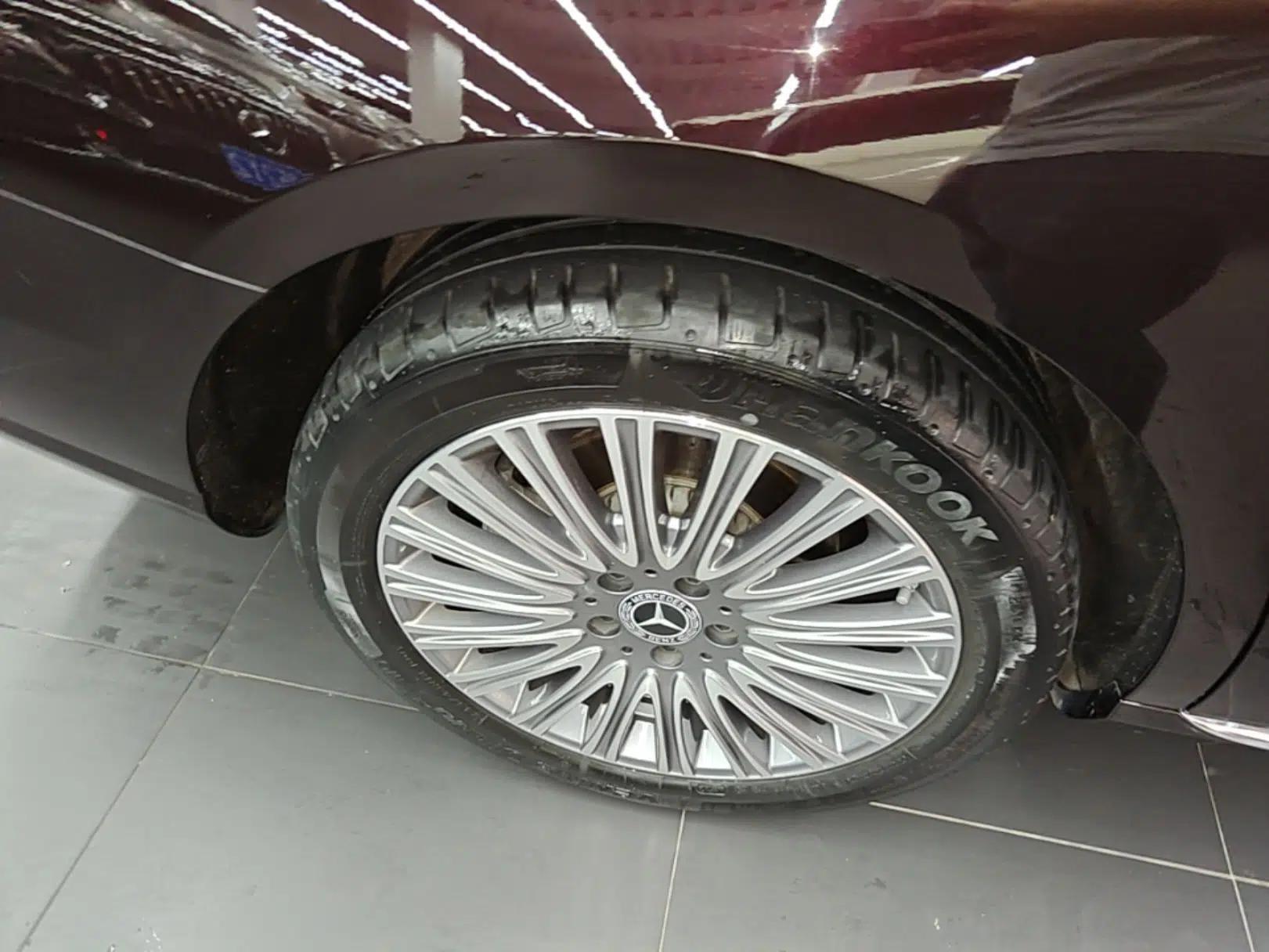 Mercedes-Benz E-Class 2023 E 300 L Stylish Model — миниатюра 11
