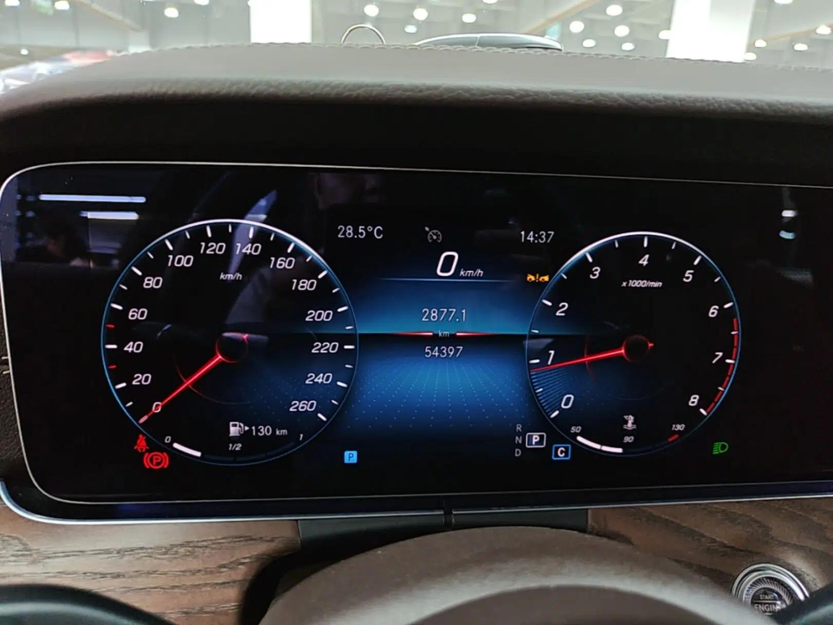 Mercedes-Benz E-Class 2023 E 300 L Stylish Model — миниатюра 14