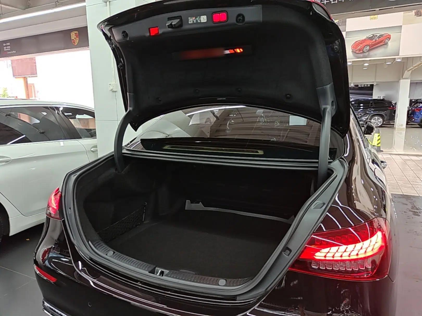 Mercedes-Benz E-Class 2023 E 300 L Stylish Model — миниатюра 22