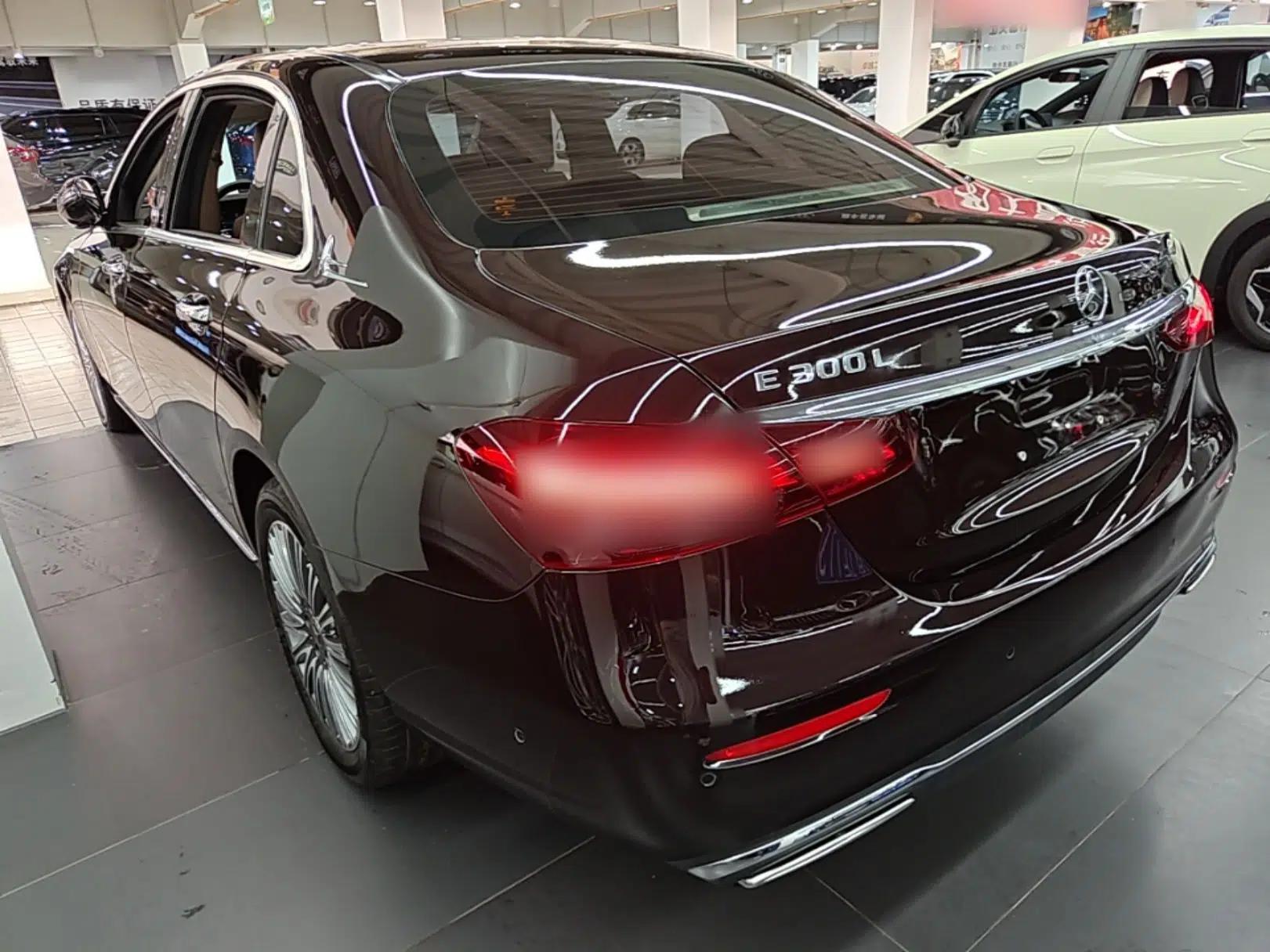 Mercedes-Benz E-Class 2023 E 300 L Stylish Model — миниатюра 4