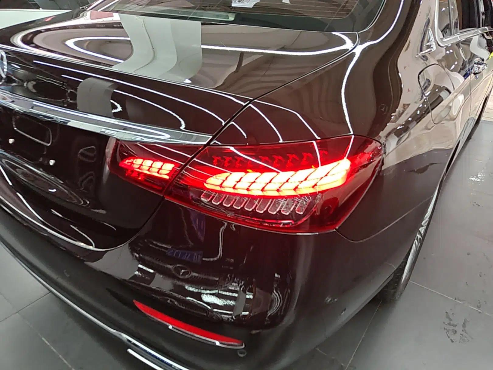 Mercedes-Benz E-Class 2023 E 300 L Stylish Model — миниатюра 9