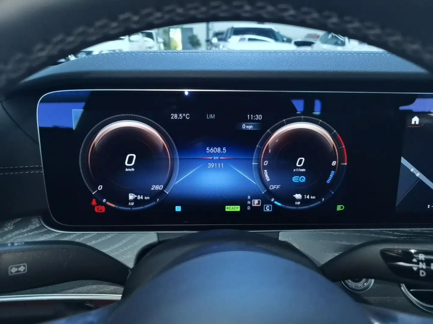 Mercedes-Benz E-Class New Energy 2022 Restyled E 350 e L Plug-in Hybrid Sports Sedan — миниатюра 14