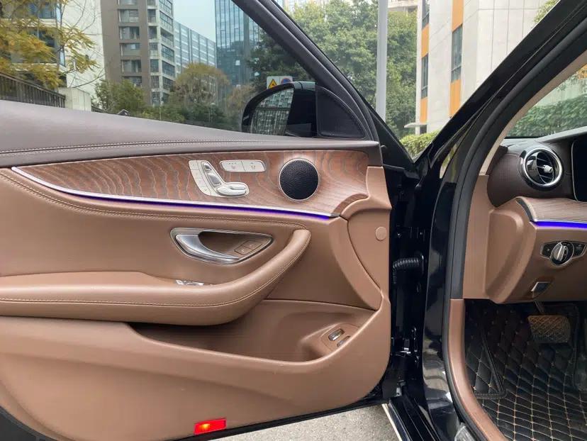 Mercedes-Benz E-Class New Energy 2022 Restyled E 350 e L Plug-in Hybrid Sedan — миниатюра 23