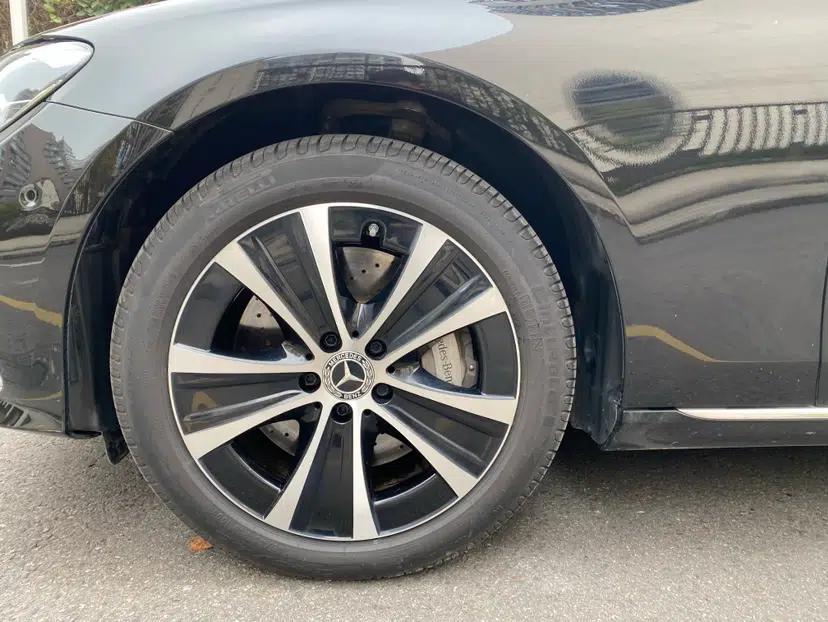 Mercedes-Benz E-Class New Energy 2022 Restyled E 350 e L Plug-in Hybrid Sedan — миниатюра 6