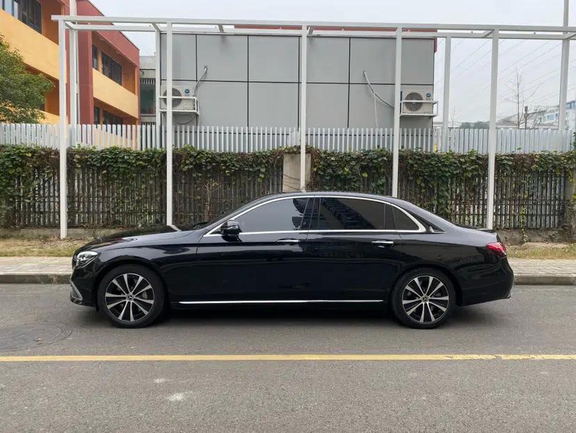 Mercedes-Benz E-Class New Energy 2022 Restyled E 350 e L Plug-in Hybrid Sedan — миниатюра 8