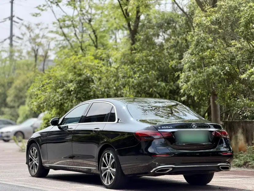 Mercedes-Benz E-Class New Energy 2022 Second Facelift E 350 e L Plug-in Hybrid Sedan — миниатюра 7
