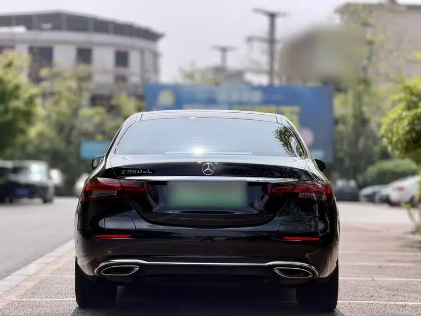 Mercedes-Benz E-Class New Energy 2022 Second Facelift E 350 e L Plug-in Hybrid Sedan — миниатюра 8