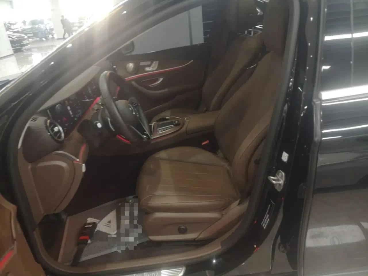 Mercedes-Benz E-Class New Energy 2022 E 350 e L Plug-in Hybrid Sedan — миниатюра 17