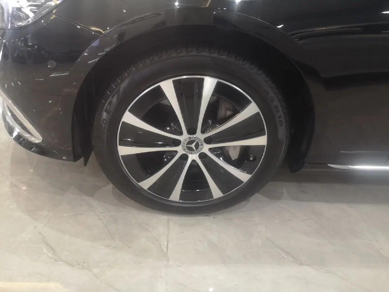 Mercedes-Benz E-Class New Energy 2022 E 350 e L Plug-in Hybrid Sedan — миниатюра 10