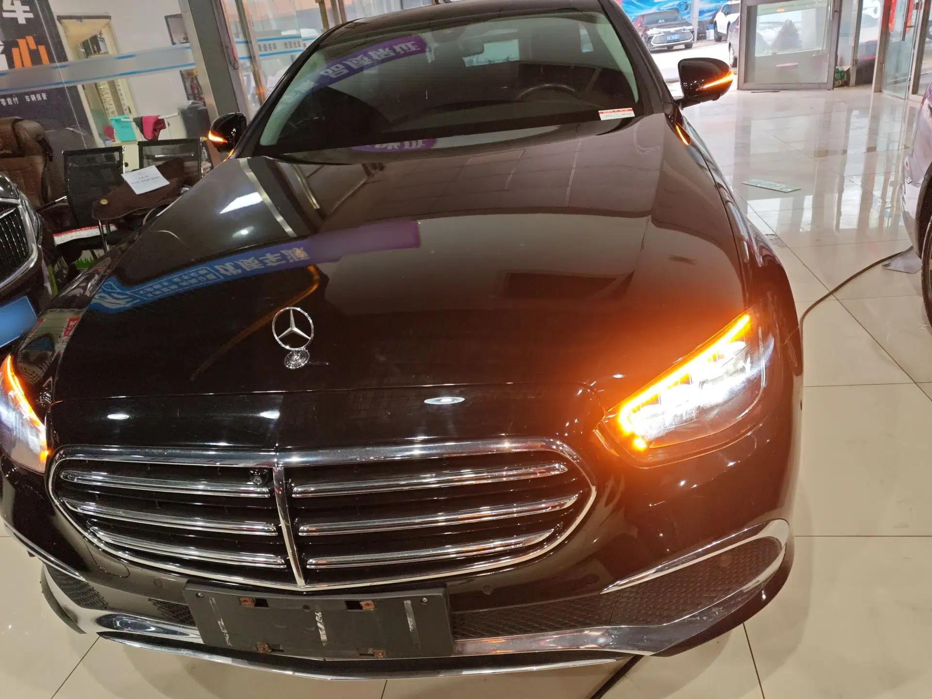 Mercedes-Benz E-Class New Energy 2022 Restyled E 350 e L Plug-in Hybrid Sedan — миниатюра 2