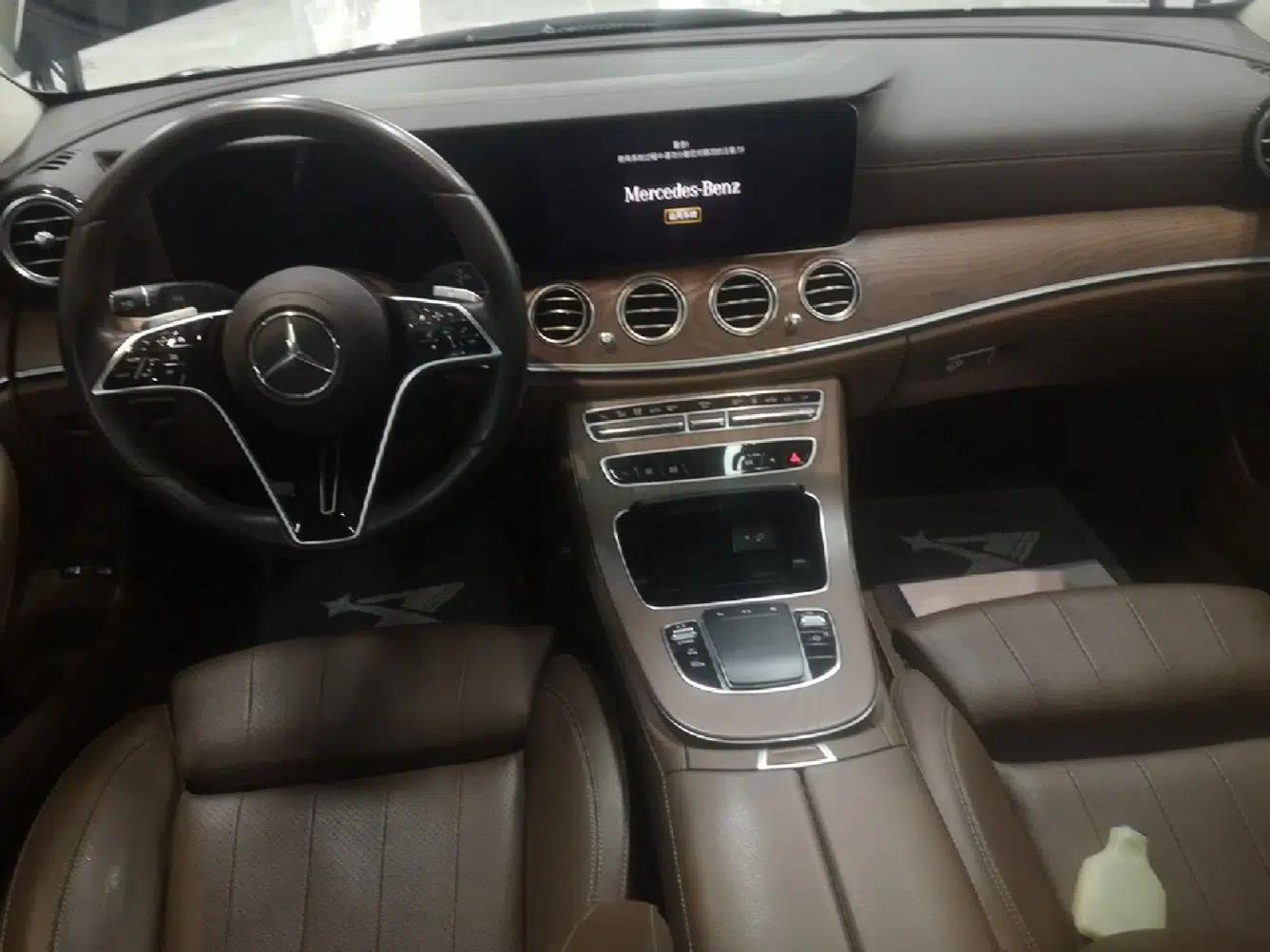 Mercedes-Benz E-Class New Energy 2022 Second Facelift E 350 e L Plug-in Hybrid Sedan — миниатюра 17